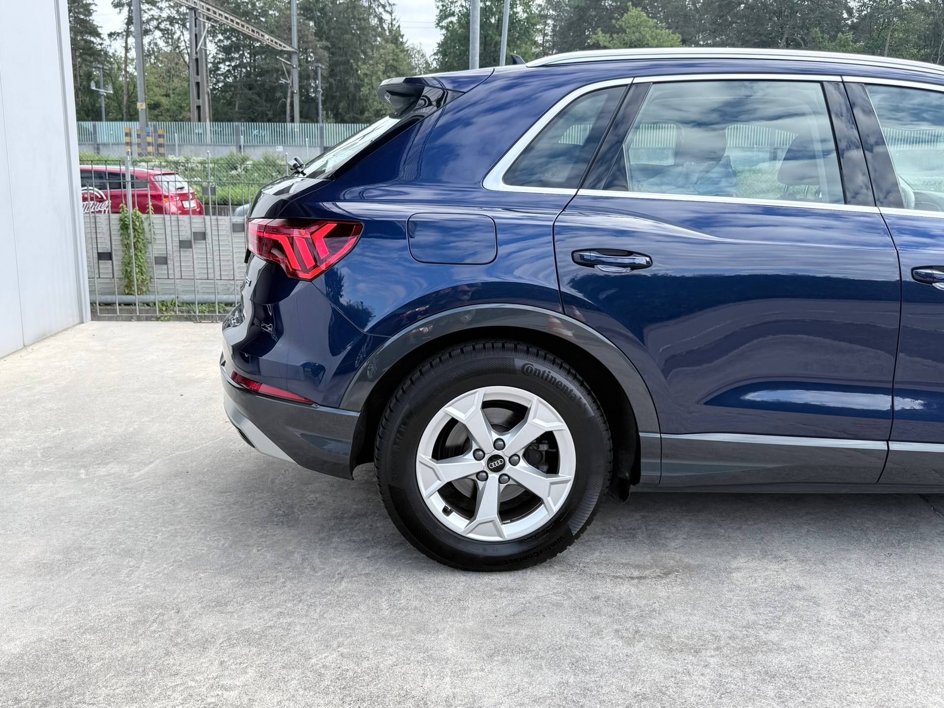AUDI Q3 35 TFSI advanced S-tronic-image-4