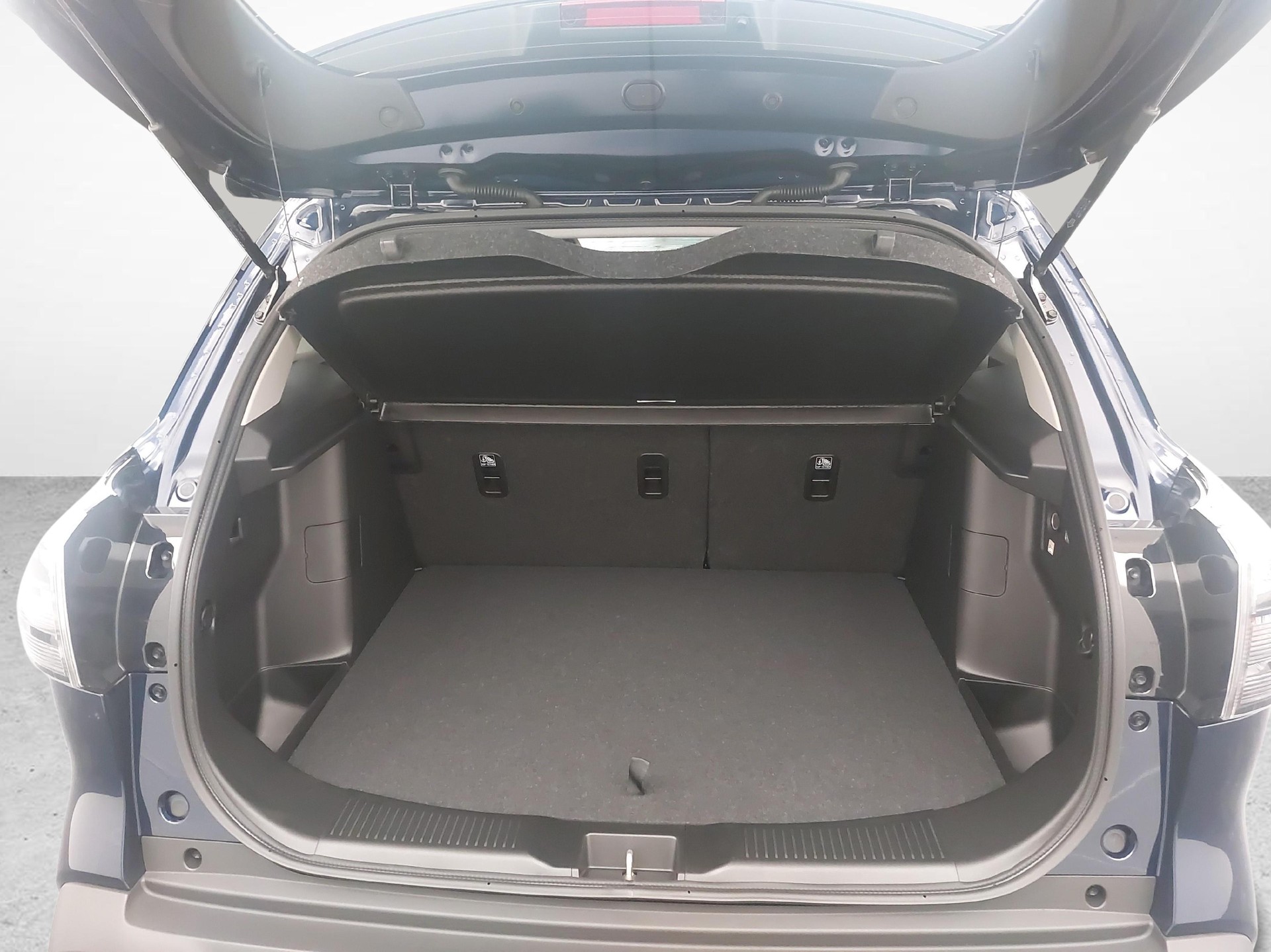 SUZUKI S-Cross 1.4 T Sakura Top Hybrid 4x4 / 1.99% Leasing-image-11