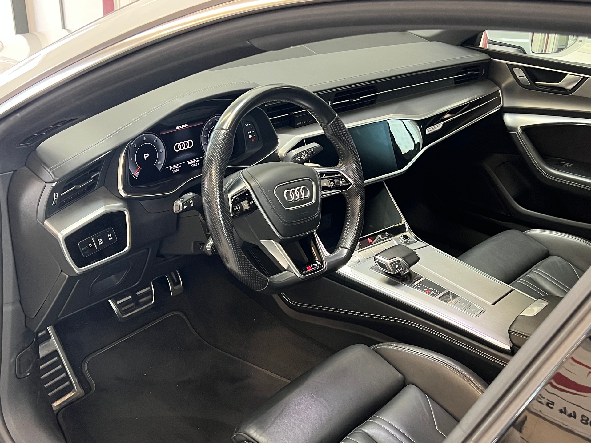 AUDI A7 Sportback 50 TDI quattro S-tronic-image-11