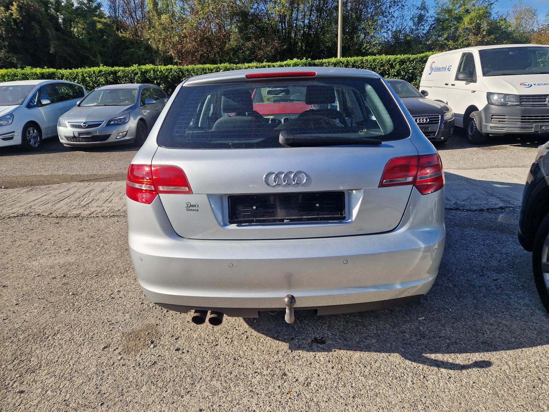 AUDI A3 Sportback 1.4 TFSI Ambiente S-tronic-image-4