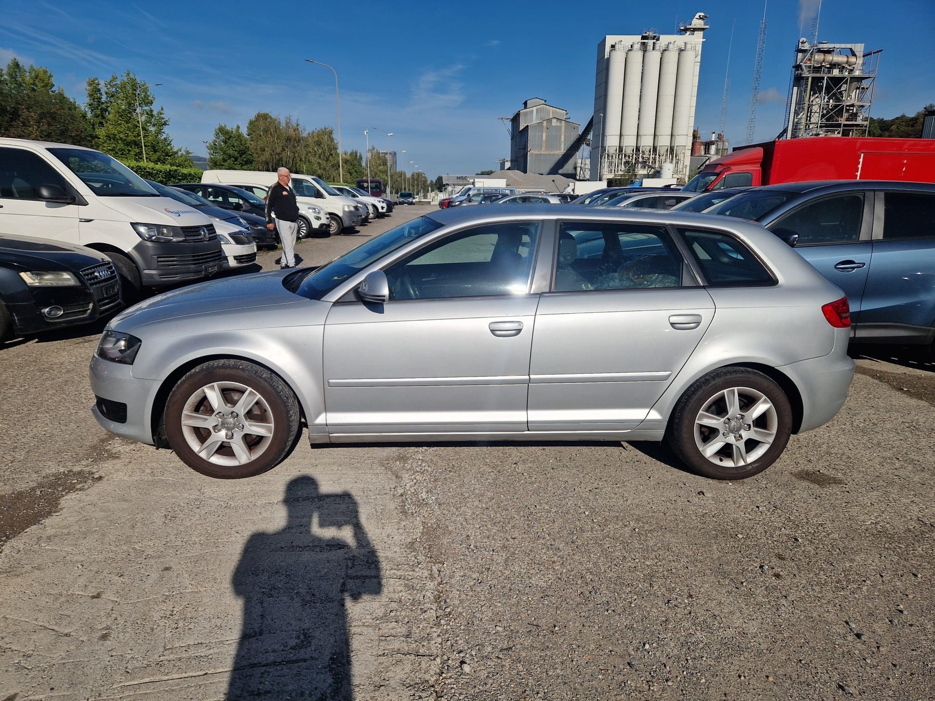AUDI A3 Sportback 1.4 TFSI Ambiente S-tronic-image-6