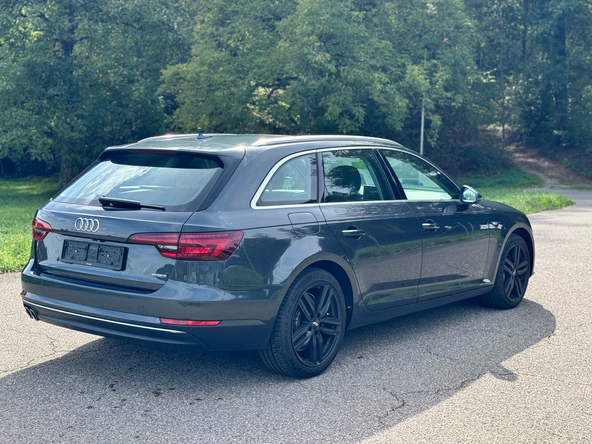 AUDI A4 Avant 3.0 TDI Sport quattro S-tronic-image-5