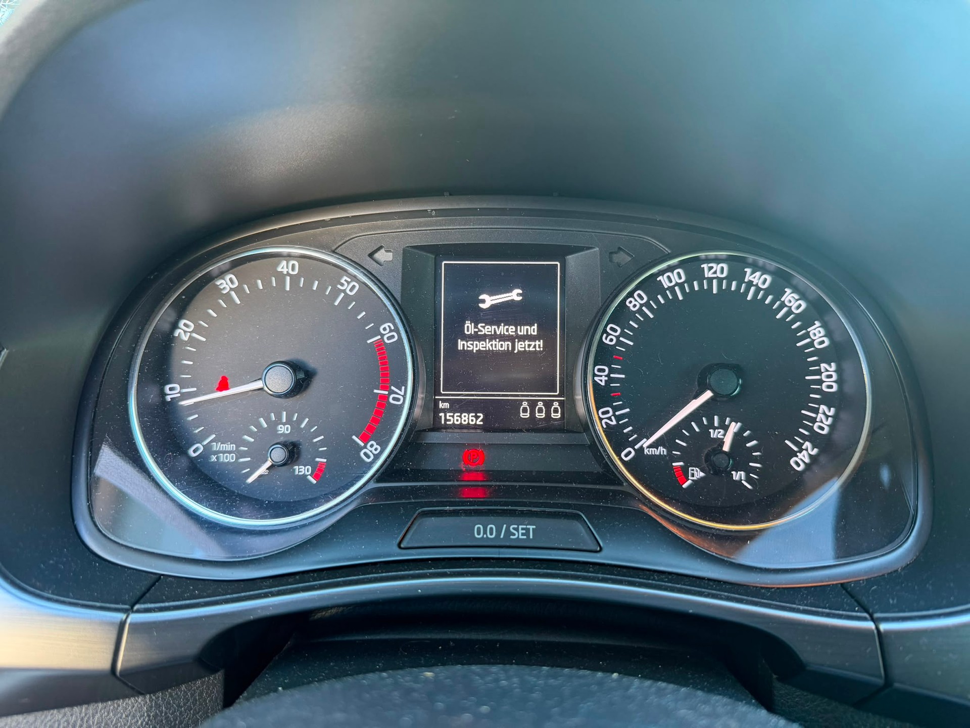 SKODA Fabia 1.2 TSI Ambition DSG-image-12