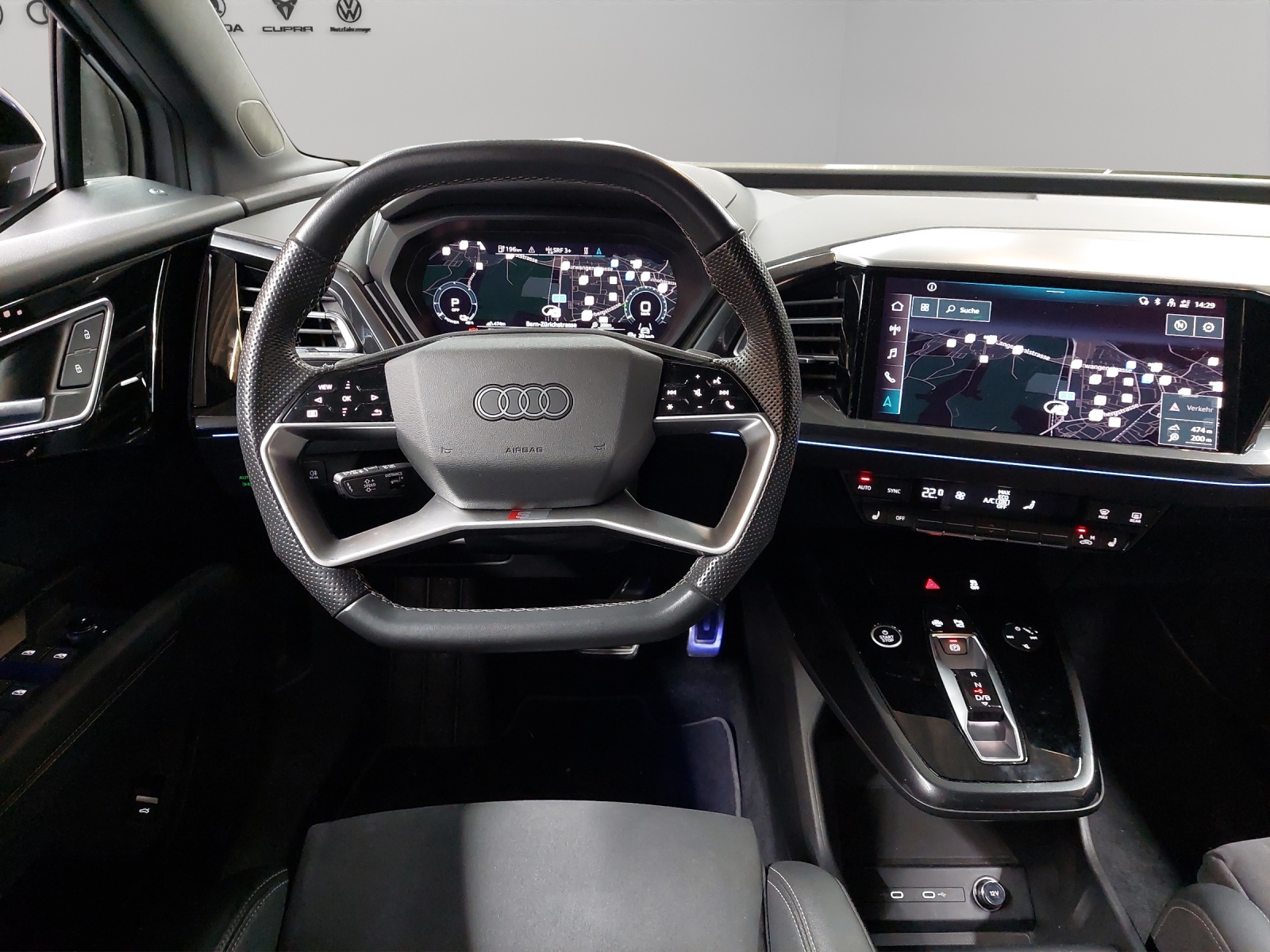 AUDI Q4 e-tron 45 quattro-image-6