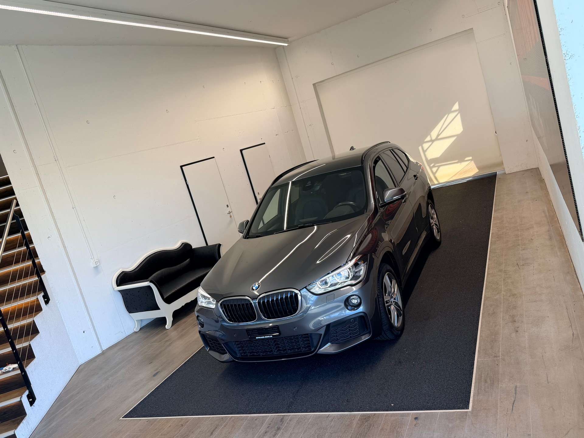 BMW X1 xDrive 20d M Sport Steptronic-showroom-element-3