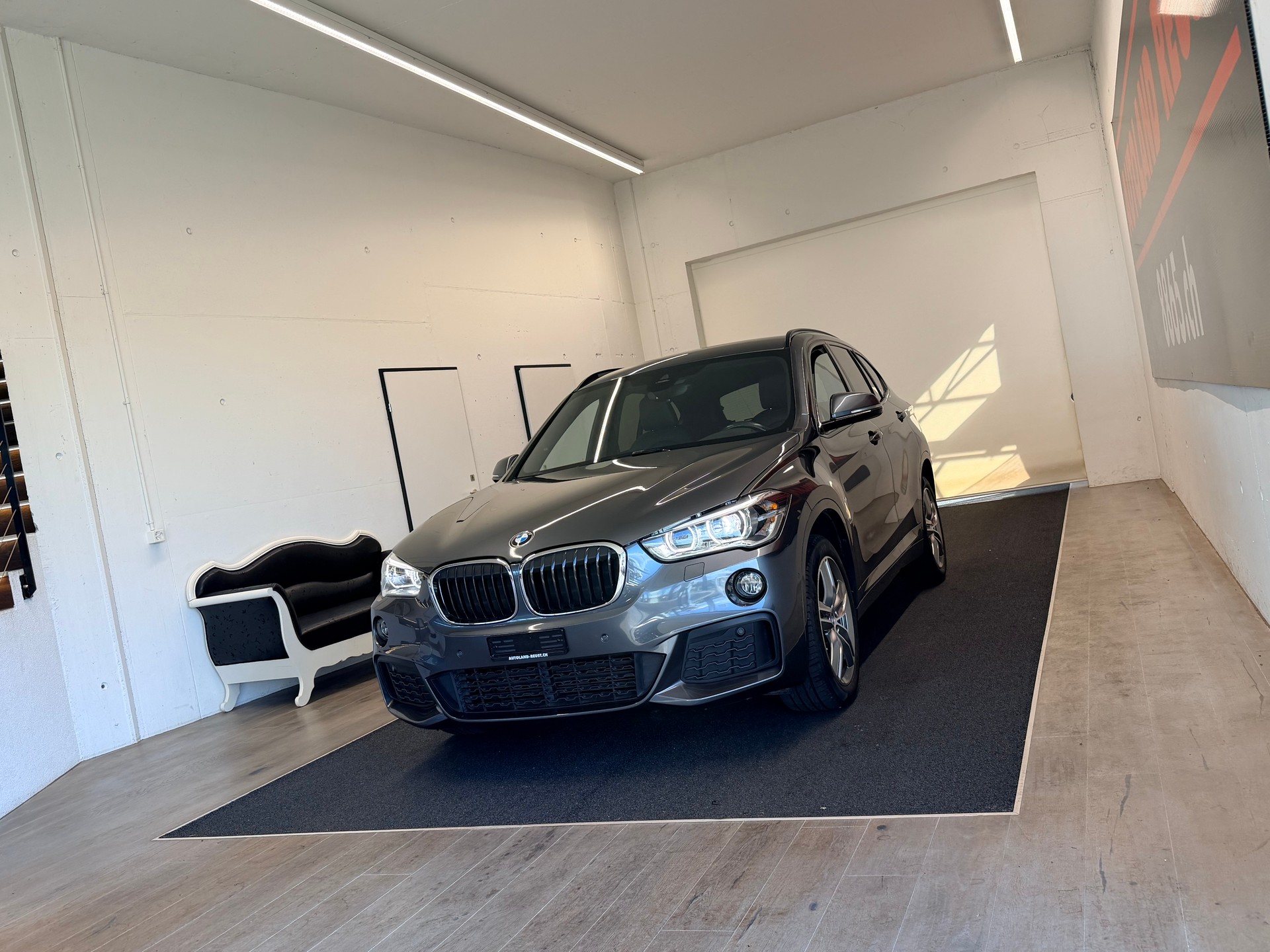 BMW X1 xDrive 20d M Sport Steptronic-showroom-element-2