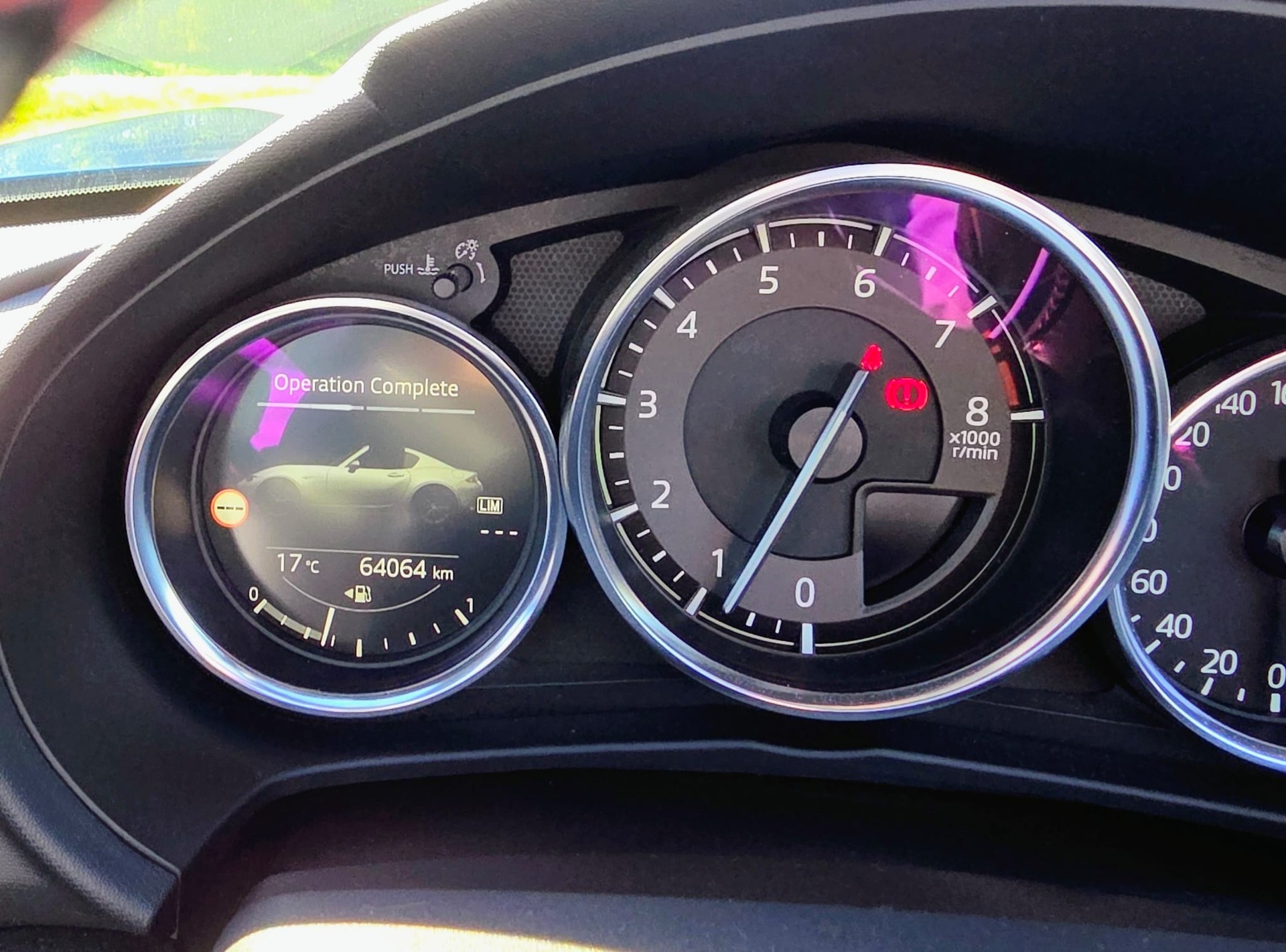 MAZDA 2.0 Revolution-image-11
