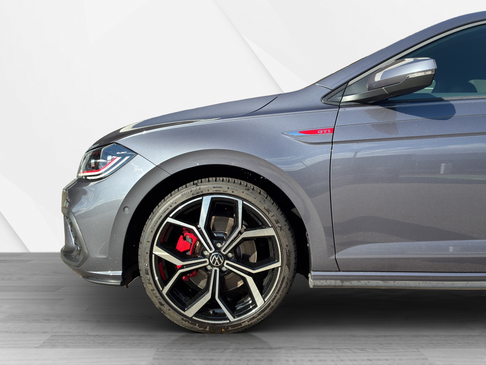 VW Polo 2.0 TSI GTI DSG-image-8