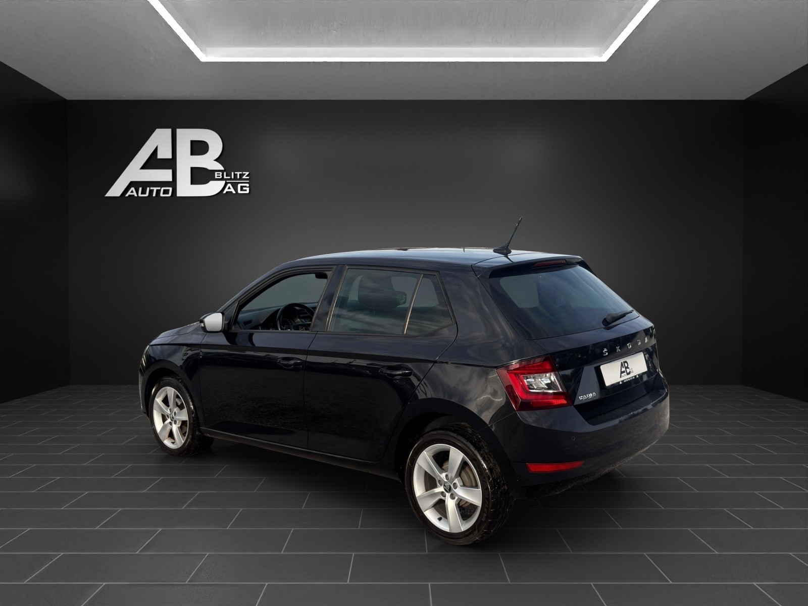 SKODA Fabia 1.0 TSI Style mit 95 PS-image-2