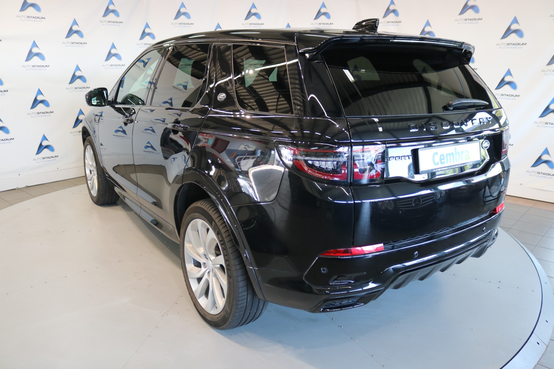 LAND ROVER Discovery Sport R Dyn P250 2.0 Si4 MHEV HSE AT9-image-15