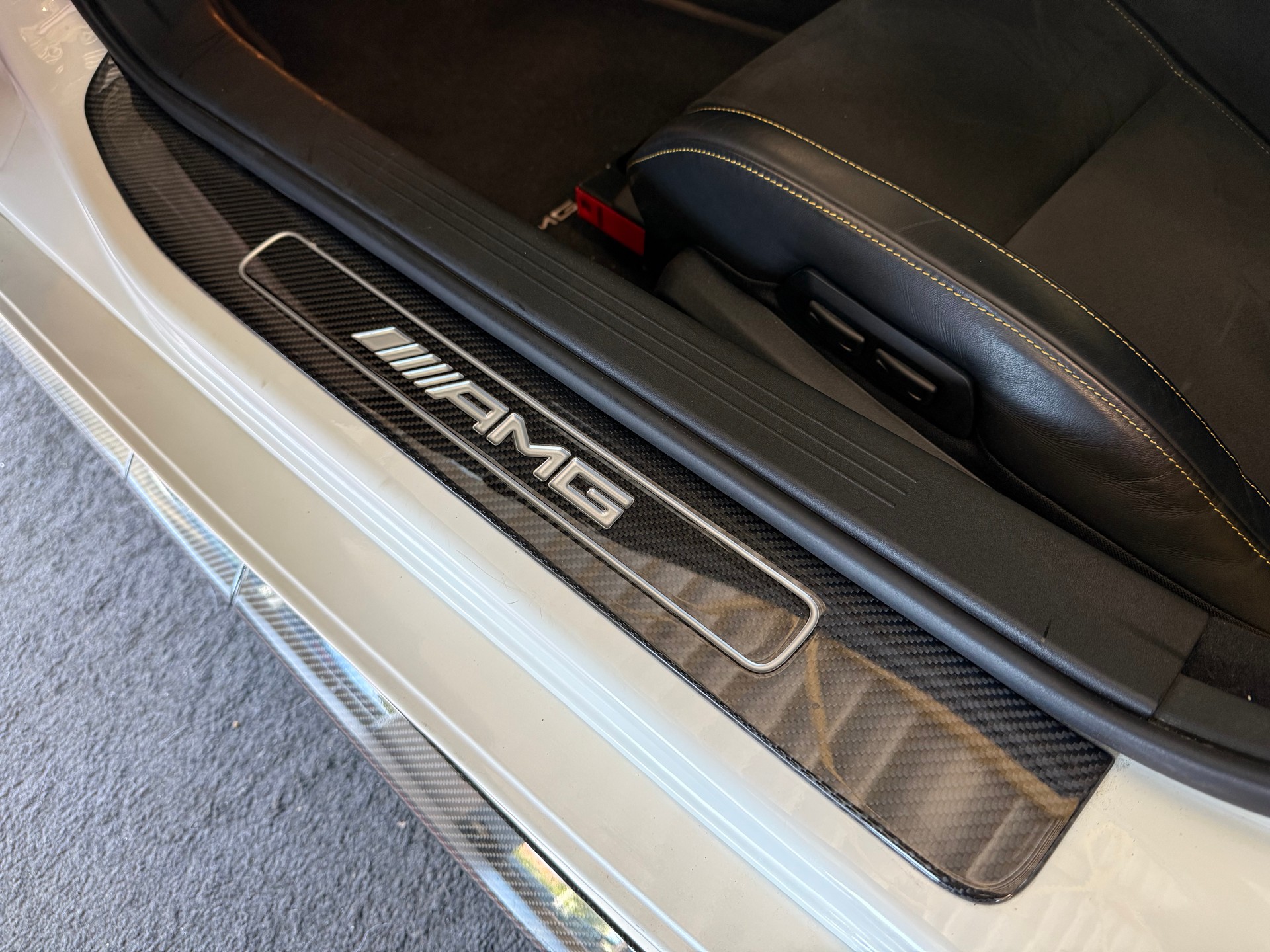 MERCEDES-BENZ AMG GT R Speedshift DCT-image-11