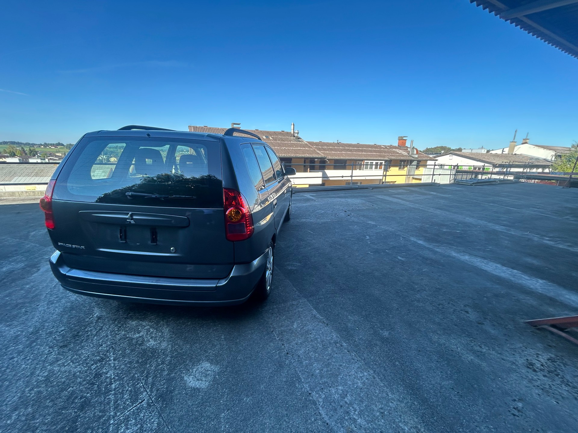 MITSUBISHI Space Star 1.6 16V Premium-image-8