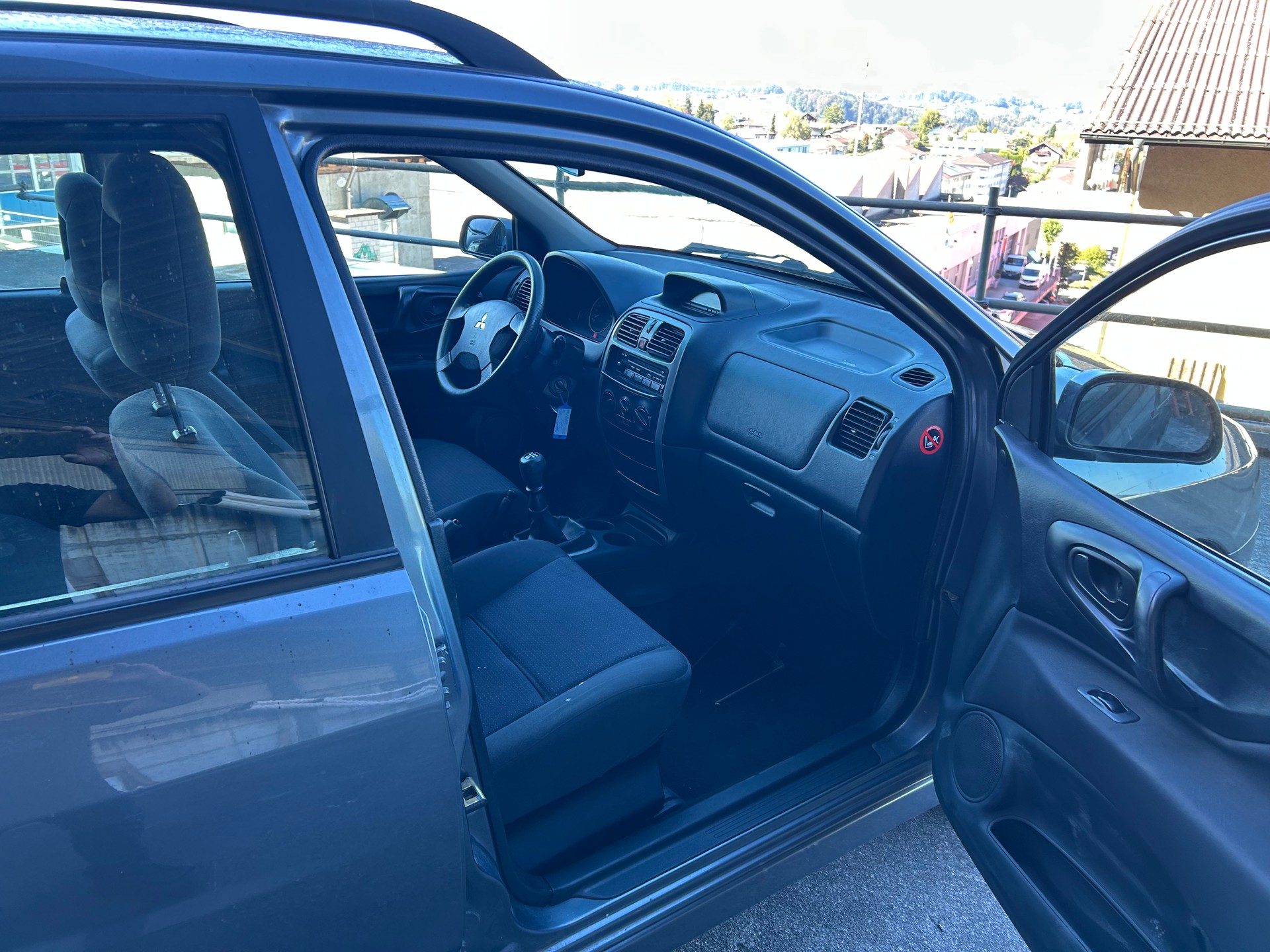 MITSUBISHI Space Star 1.6 16V Premium-image-4