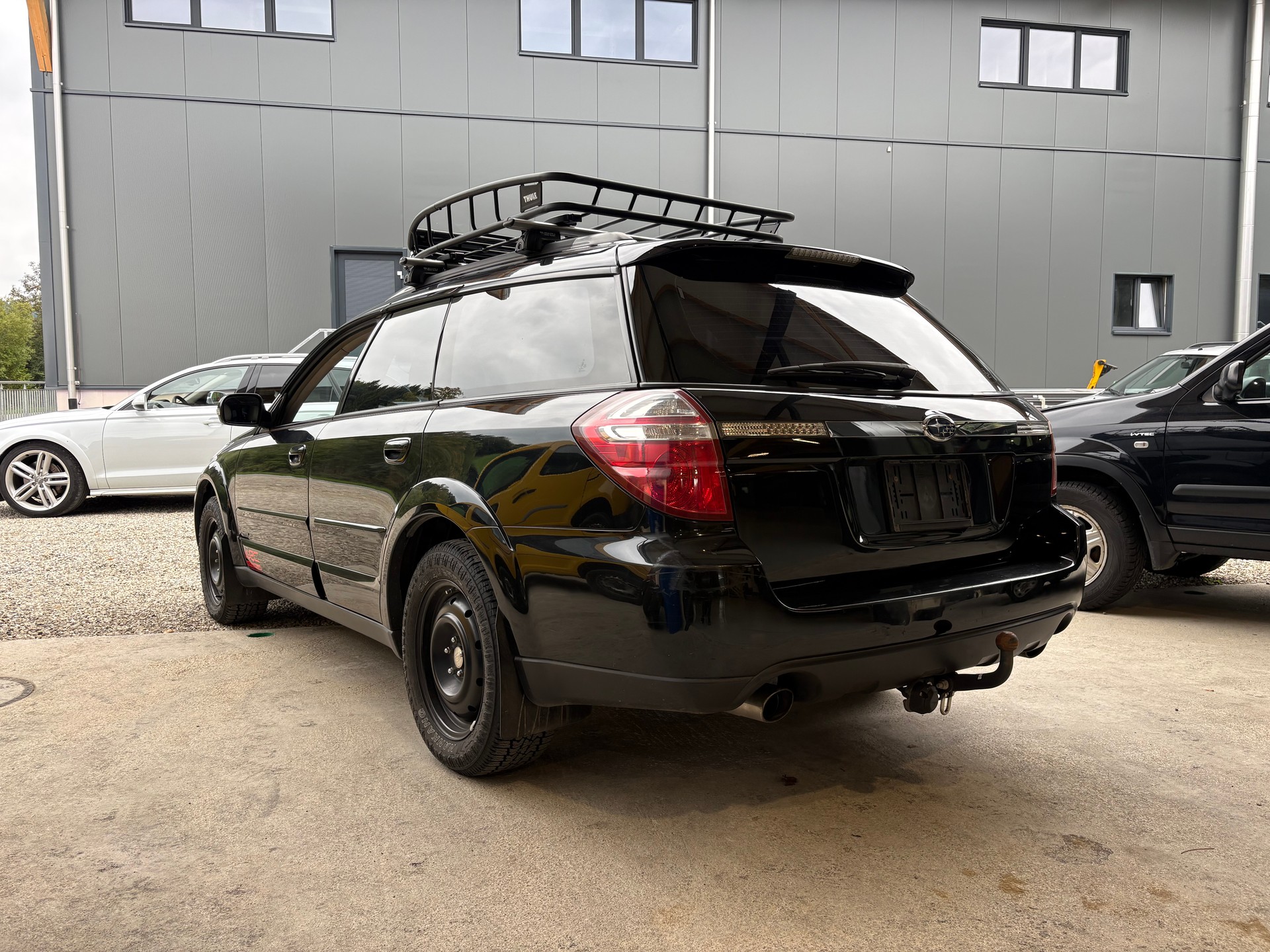 SUBARU Outback 3.0R AWD Swiss Automatic-image-3