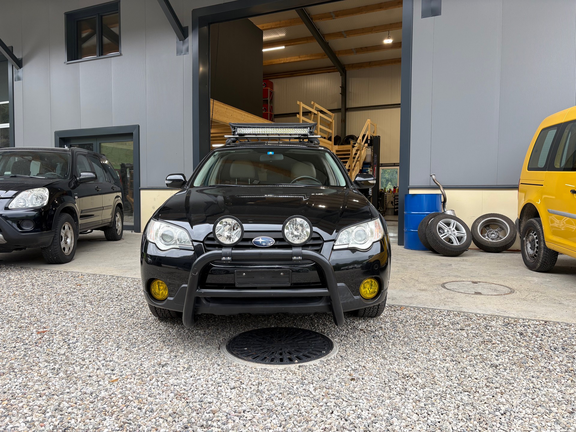 SUBARU Outback 3.0R AWD Swiss Automatic-image-2