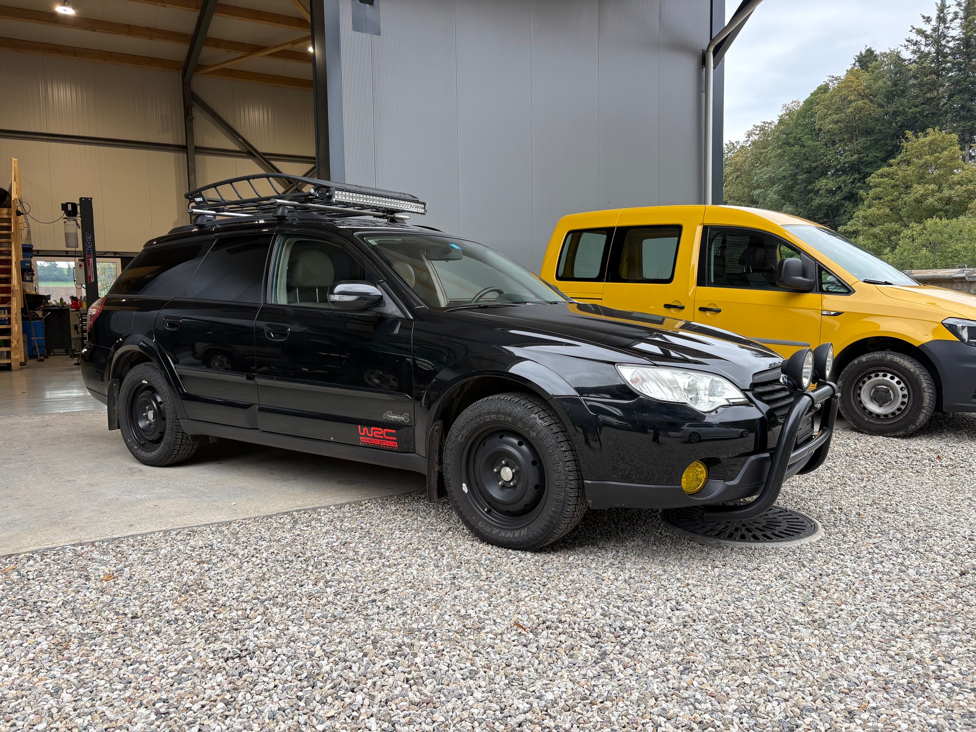 SUBARU Outback 3.0R AWD Swiss Automatic-image-1