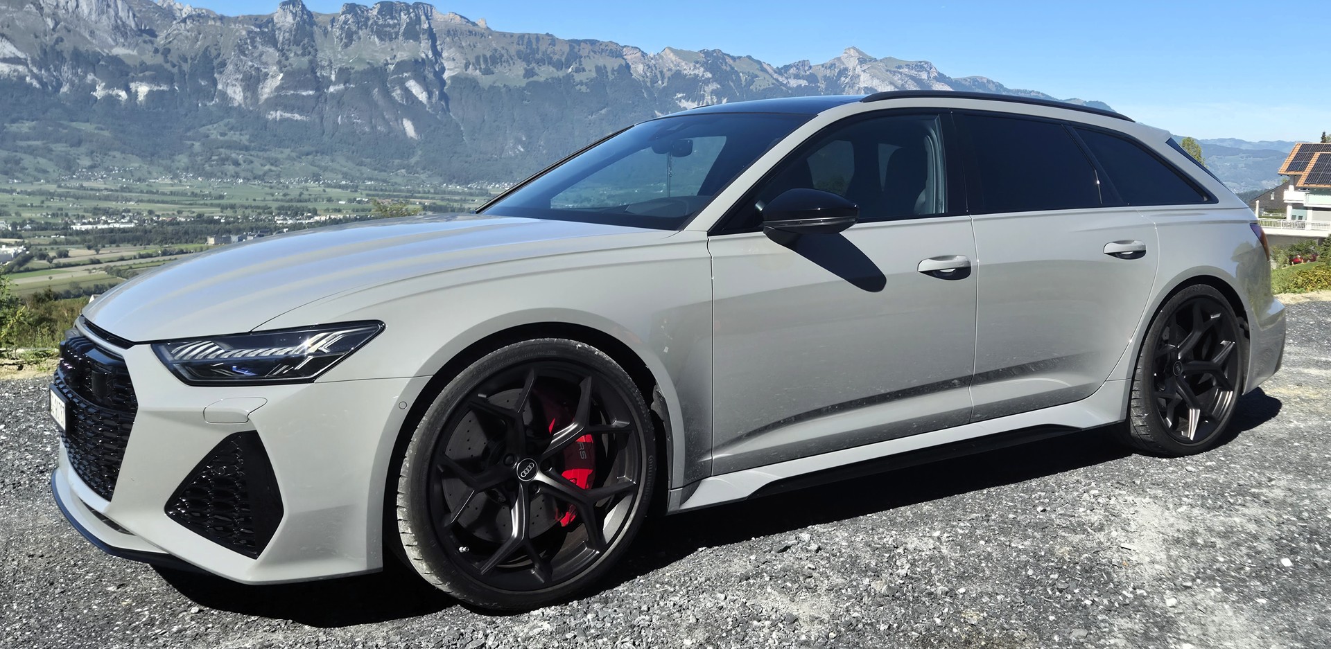 AUDI 4.0 V8 TFSI performance quattro T-Tronic-image-1