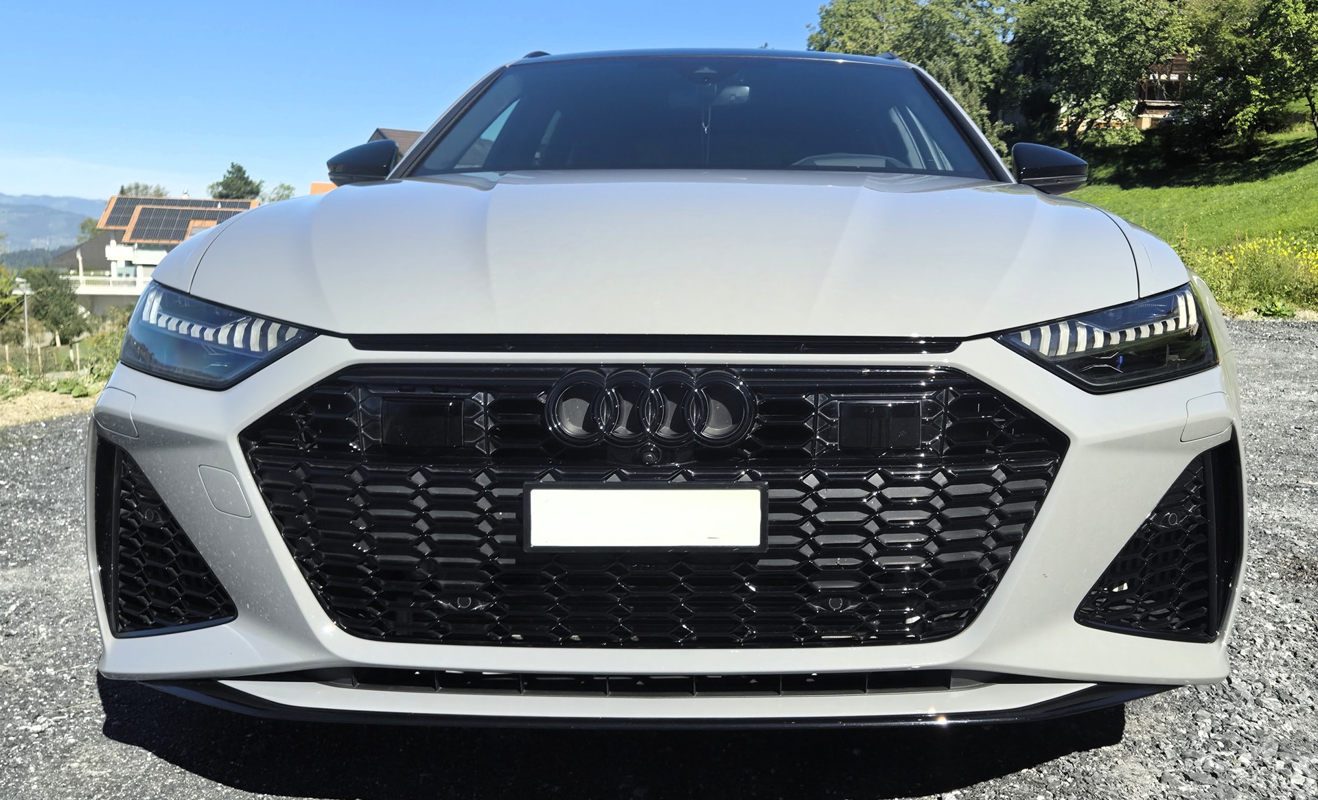 AUDI 4.0 V8 TFSI performance quattro T-Tronic-image-3