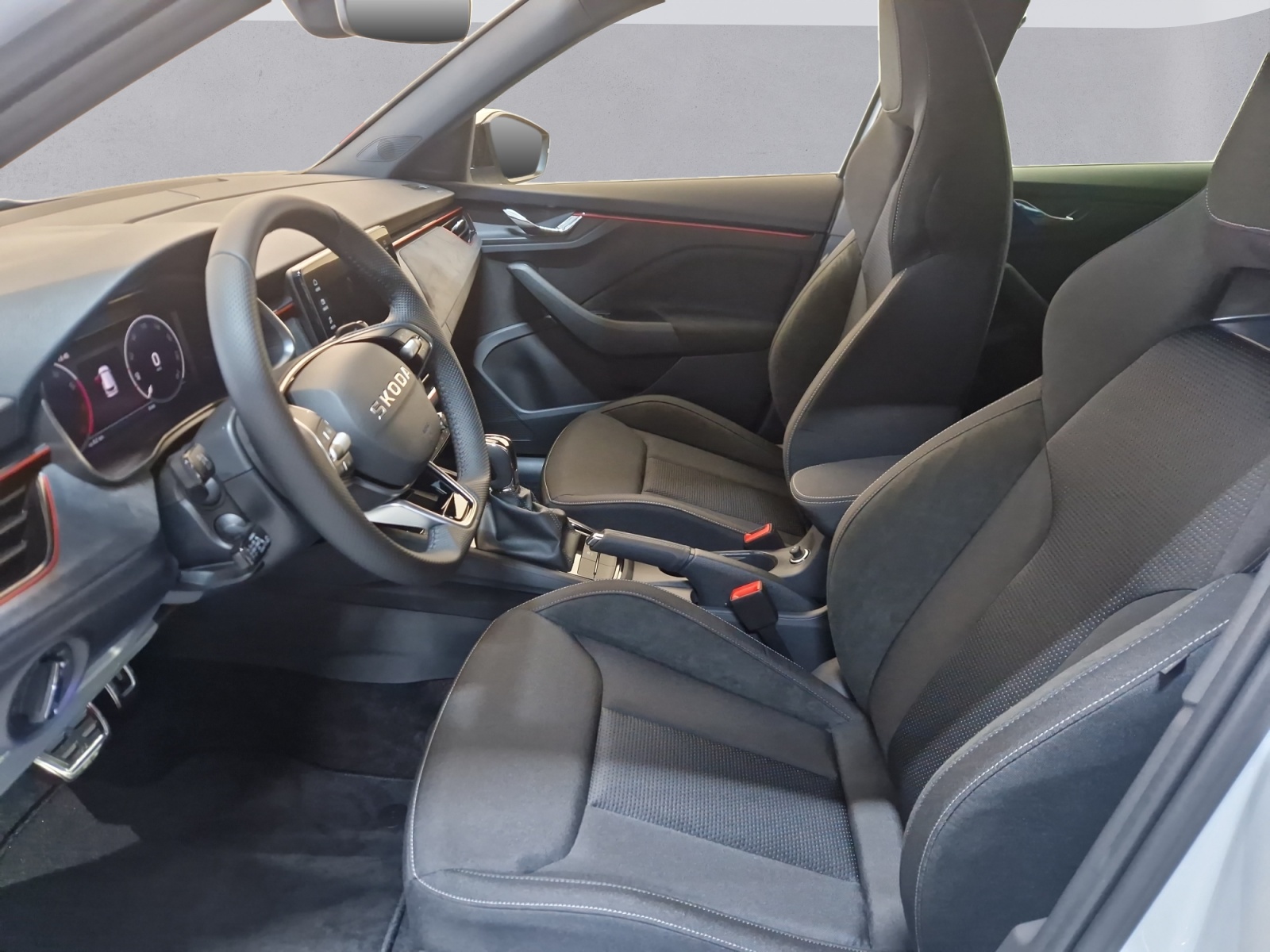 SKODA Kamiq 1.0 TSI Dynamic DSG-image-8