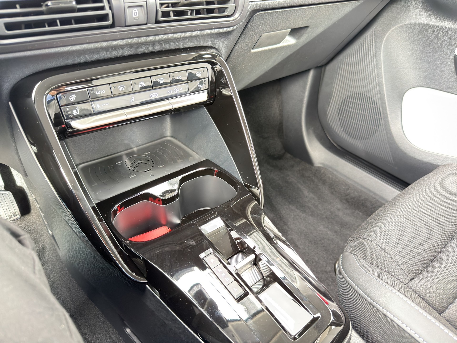 CITROEN C3 Aircross 1.2 MHEV Max-image-10