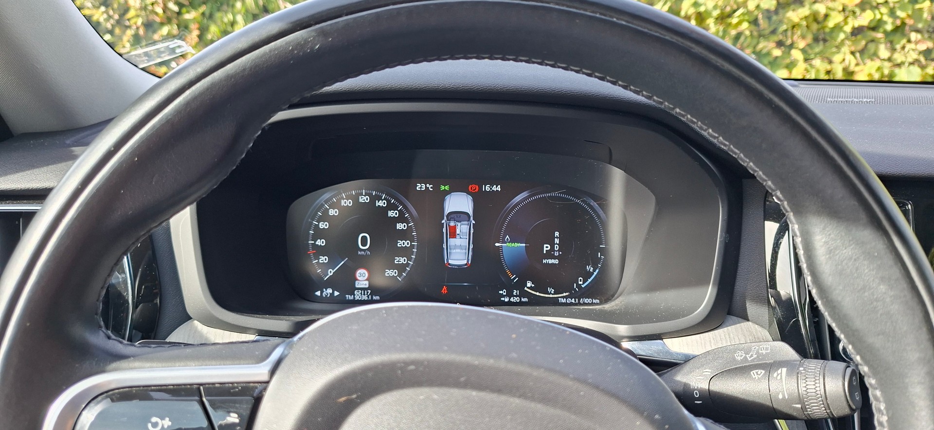 VOLVO 2.0 T6 TE Inscription eAWD-image-3