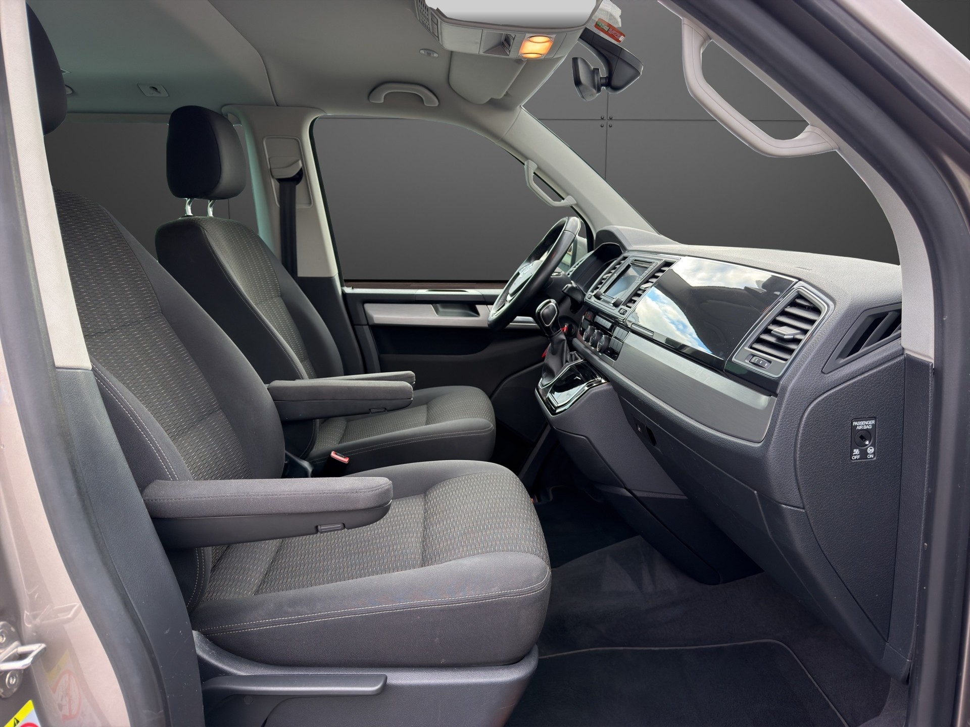 VW T6 Multivan 2.0 Bi-TDI 199PS Comfortline 4Motion DSG-image-15