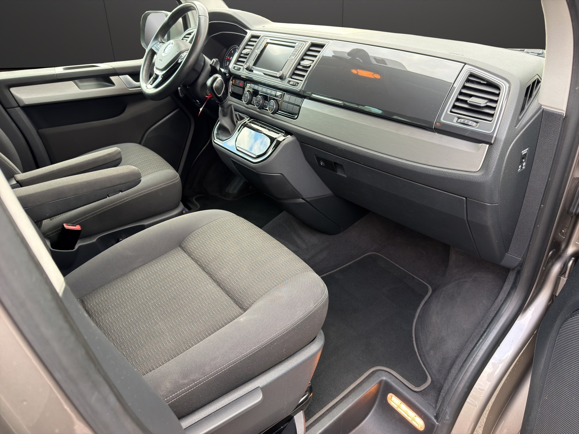 VW T6 Multivan 2.0 Bi-TDI 199PS Comfortline 4Motion DSG-image-16