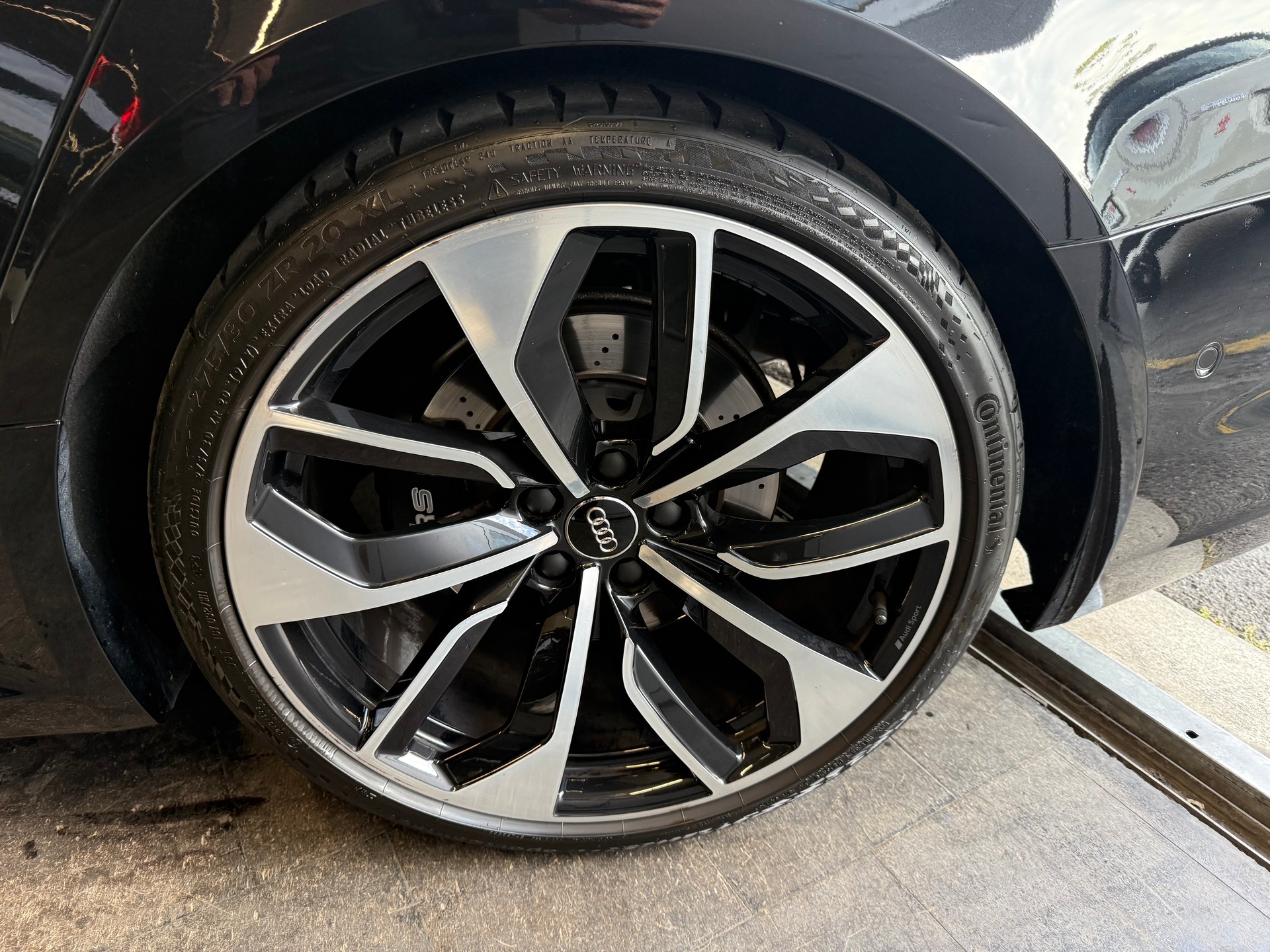 AUDI RS4 Avant 2.9 TFSI quattro tiptronic-image-29