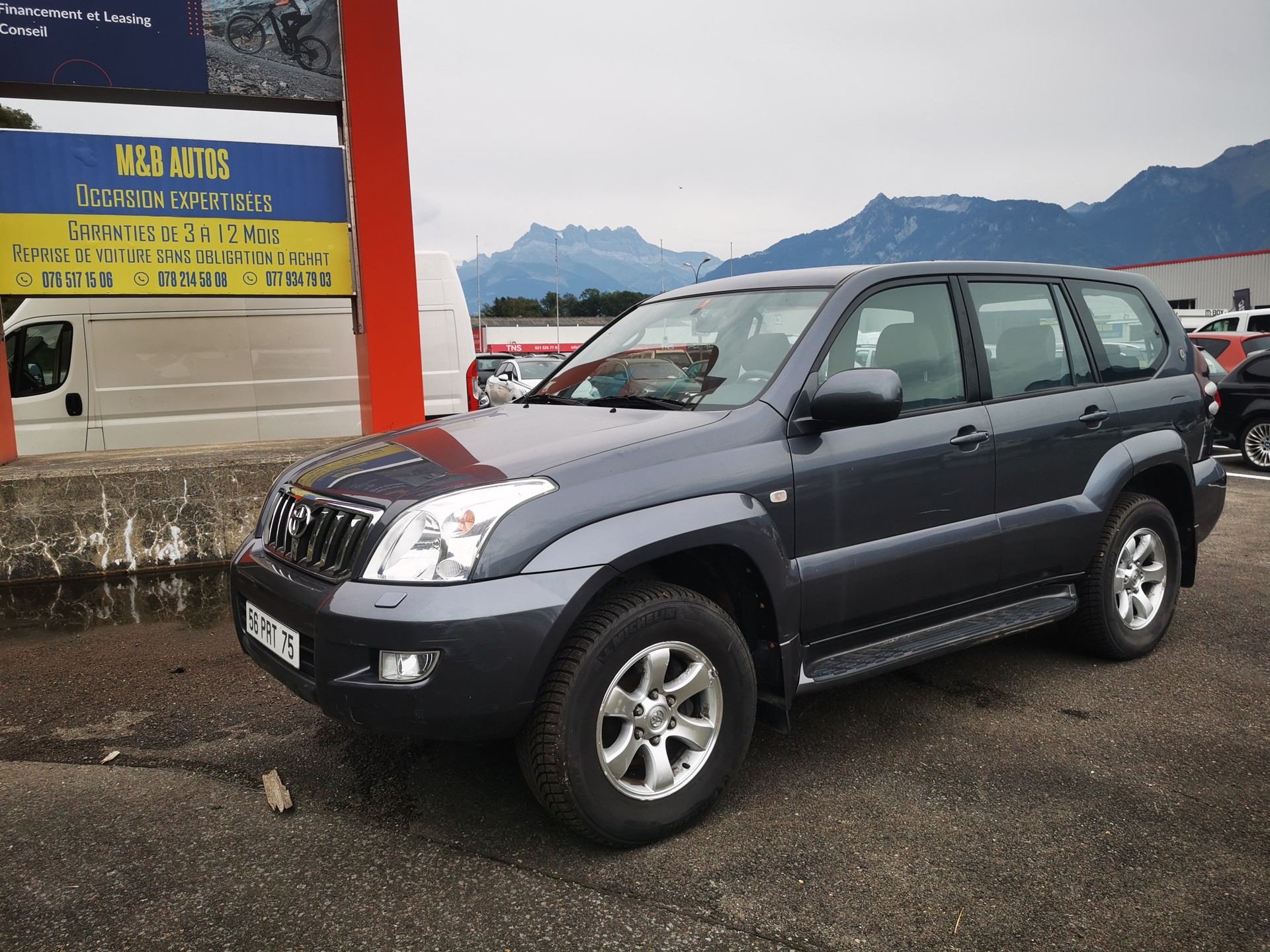 TOYOTA Land Cruiser 4.0 V6 Linea Sol-image-4