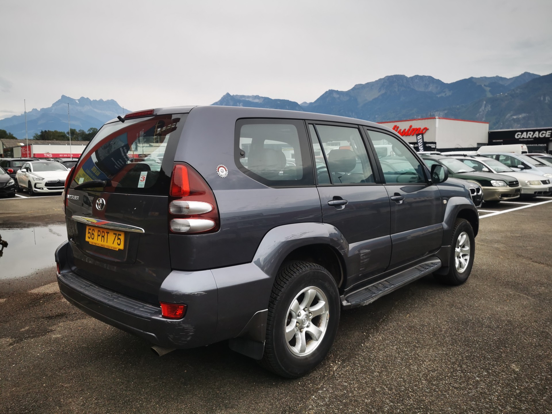 TOYOTA Land Cruiser 4.0 V6 Linea Sol-image-1