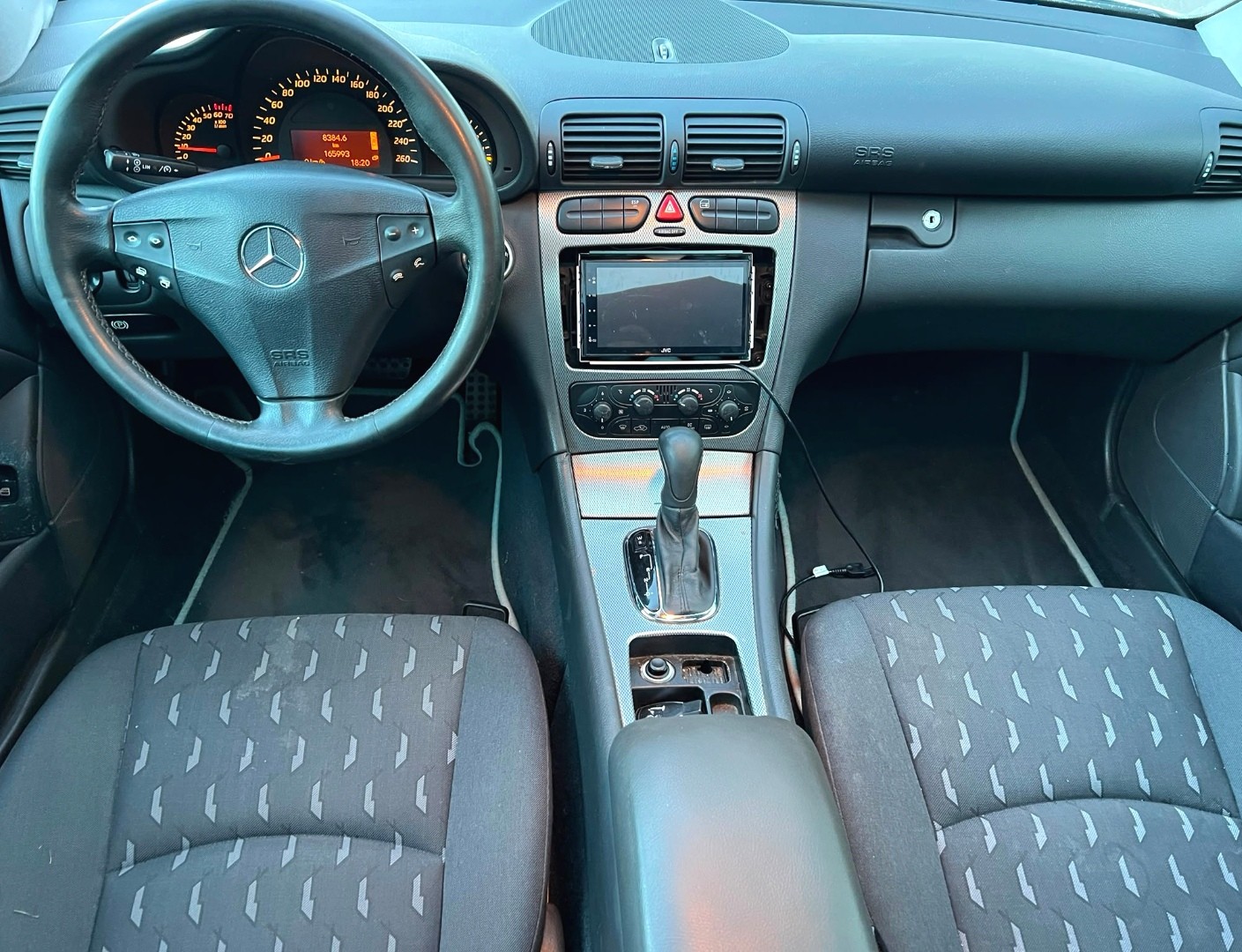 MERCEDES-BENZ C 200 Kompressor Automat-image-6