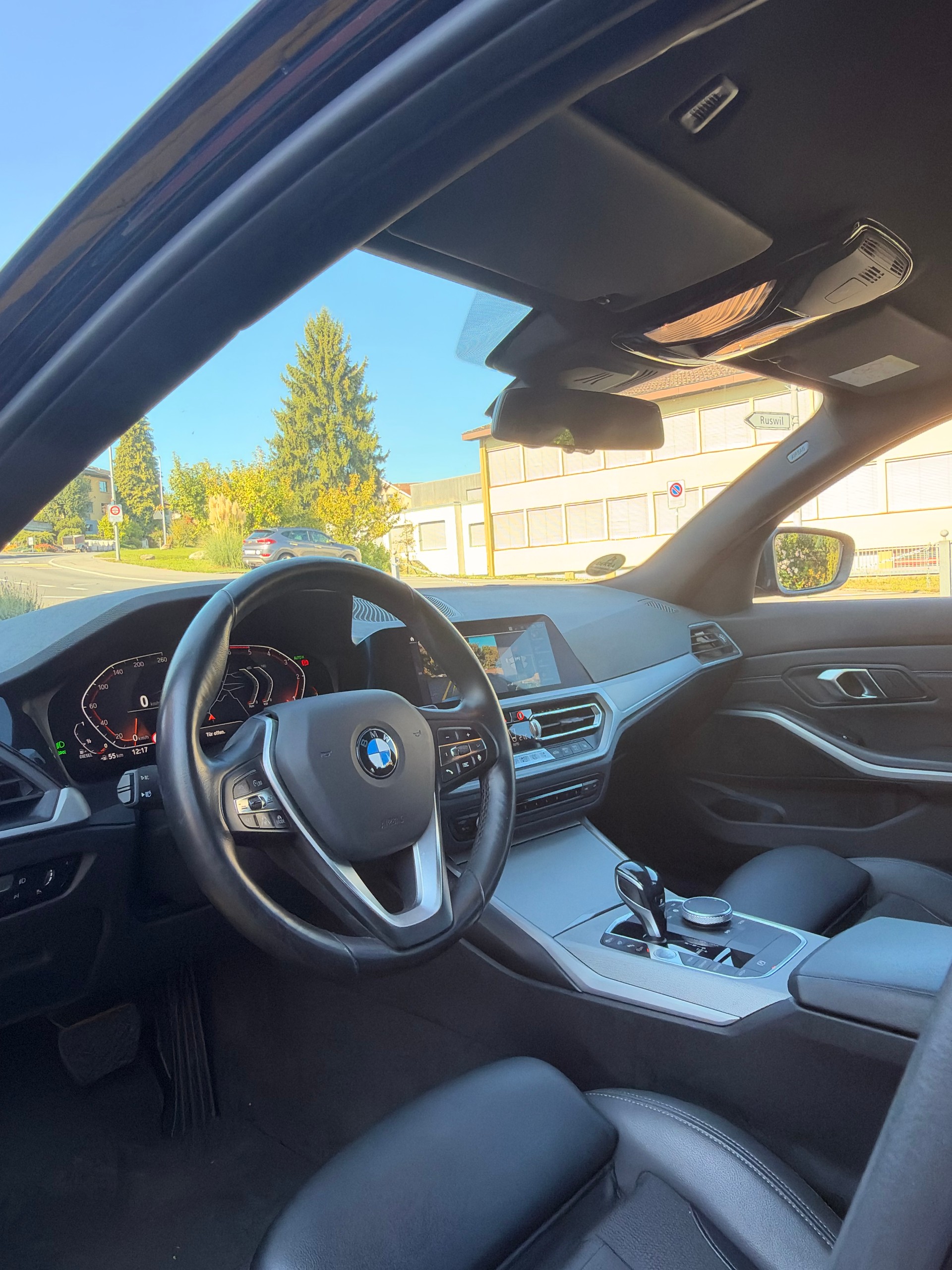 BMW 320d xDrive Touring Steptronic-image-8