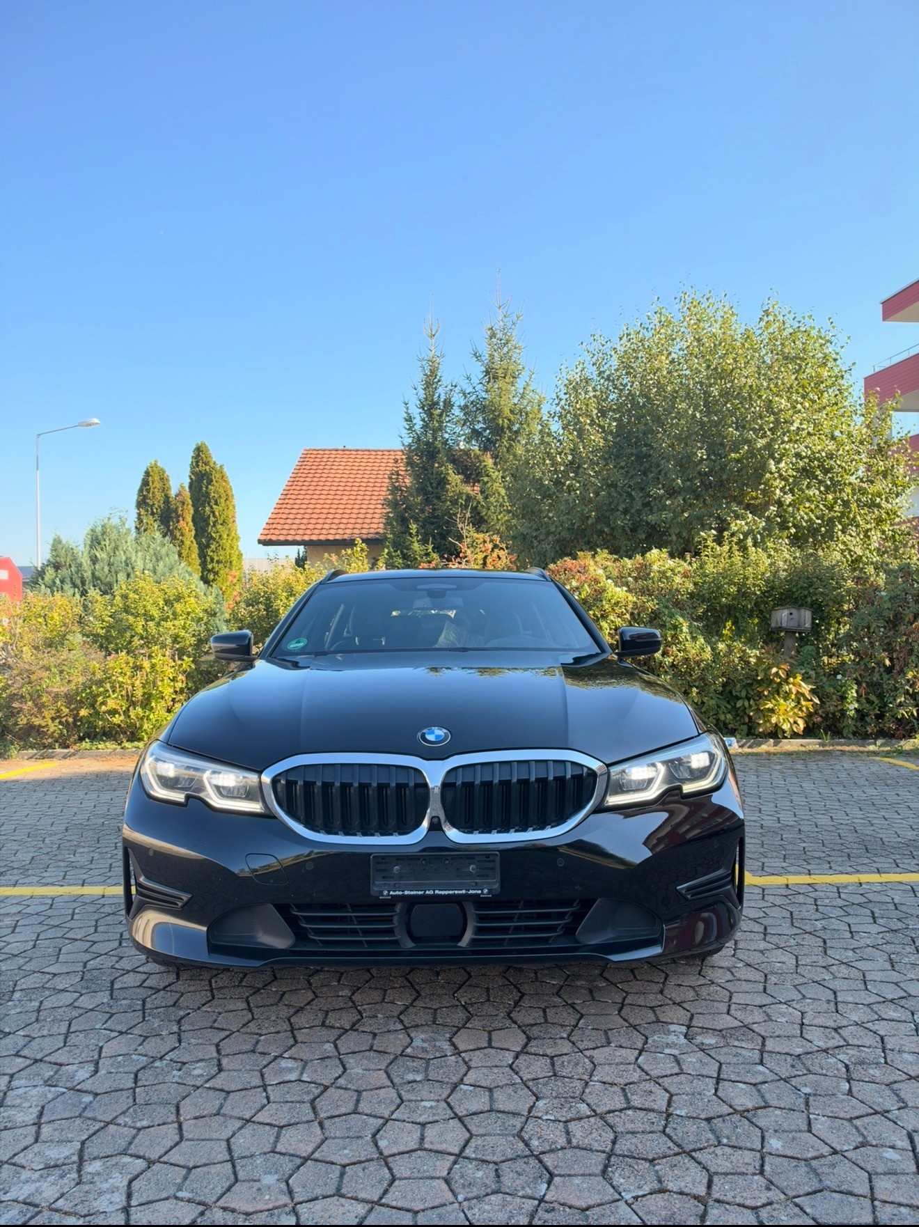 BMW 320d xDrive Touring Steptronic-image-1