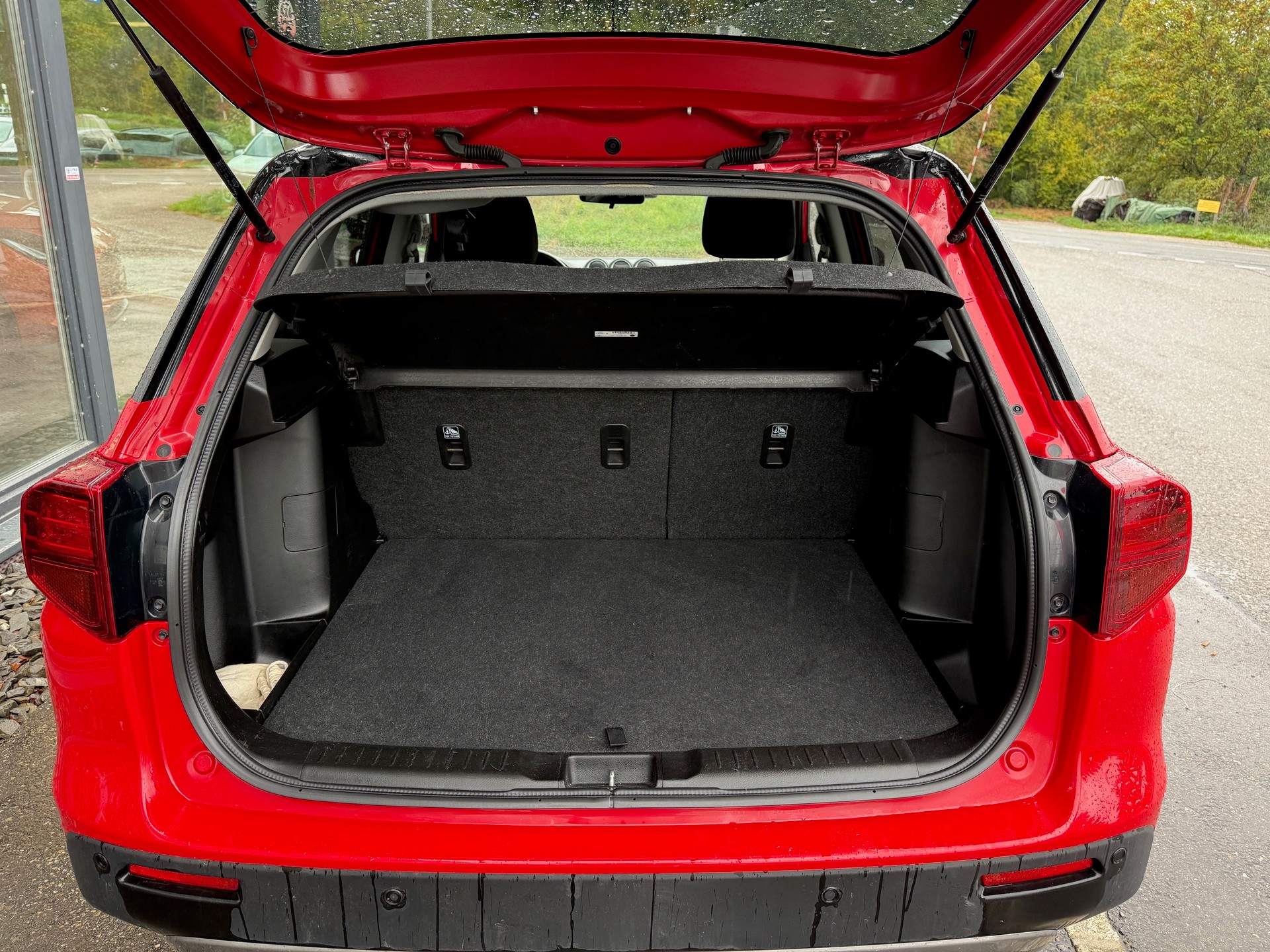 SUZUKI Vitara 1.5 Hybrid Compact + 4x4 AGS-image-7
