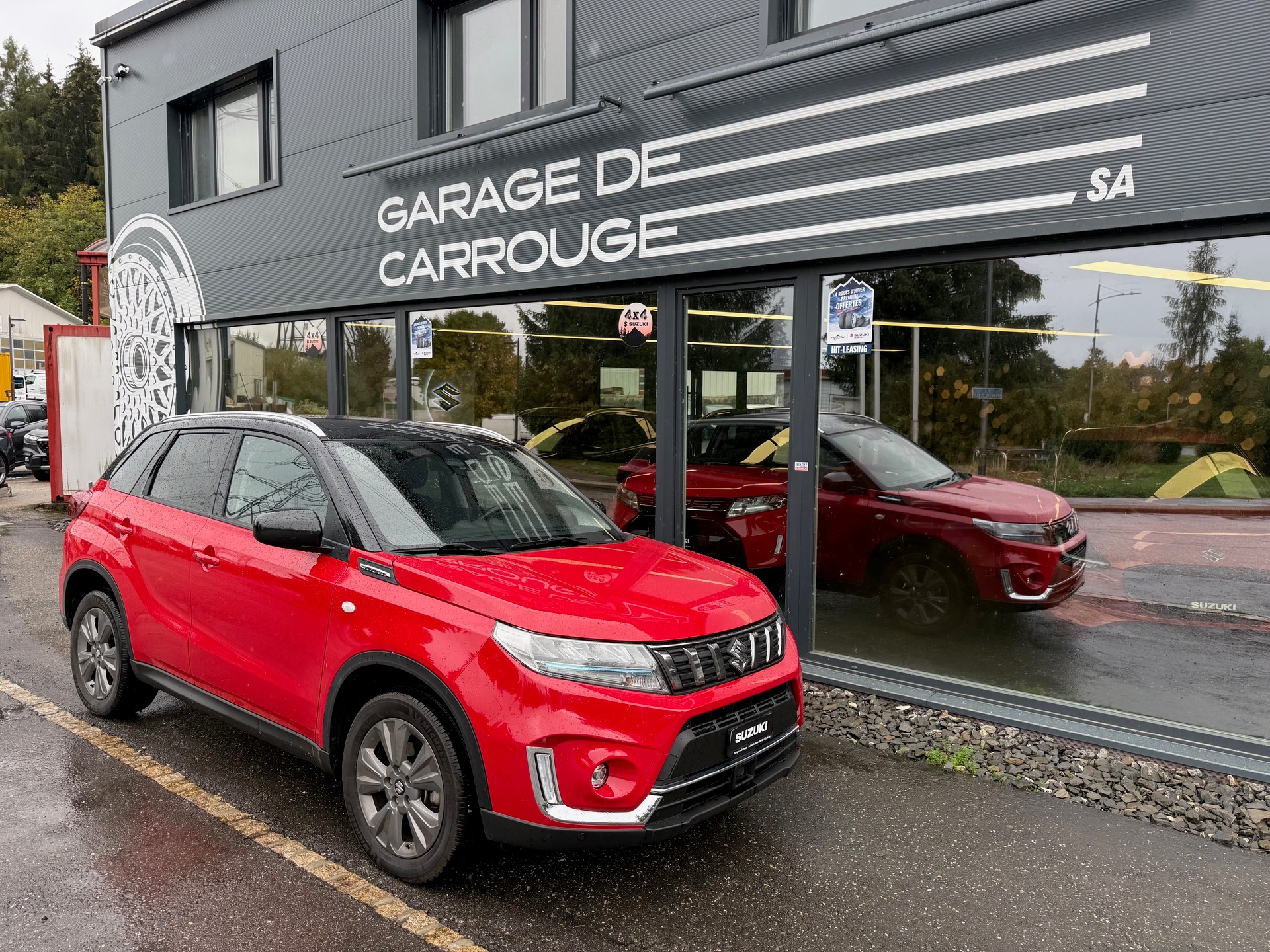 SUZUKI Vitara 1.5 Hybrid Compact + 4x4 AGS-image-0