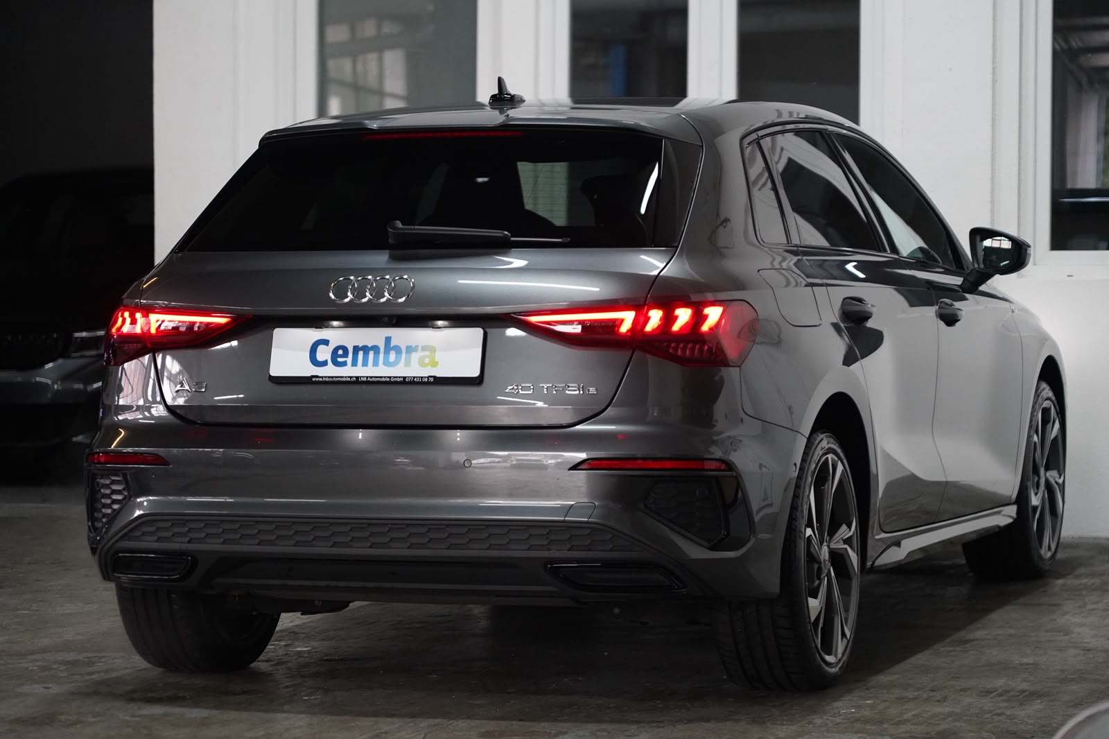 AUDI A3 Sportback 40 TFSI e S line S-tronic-image-7