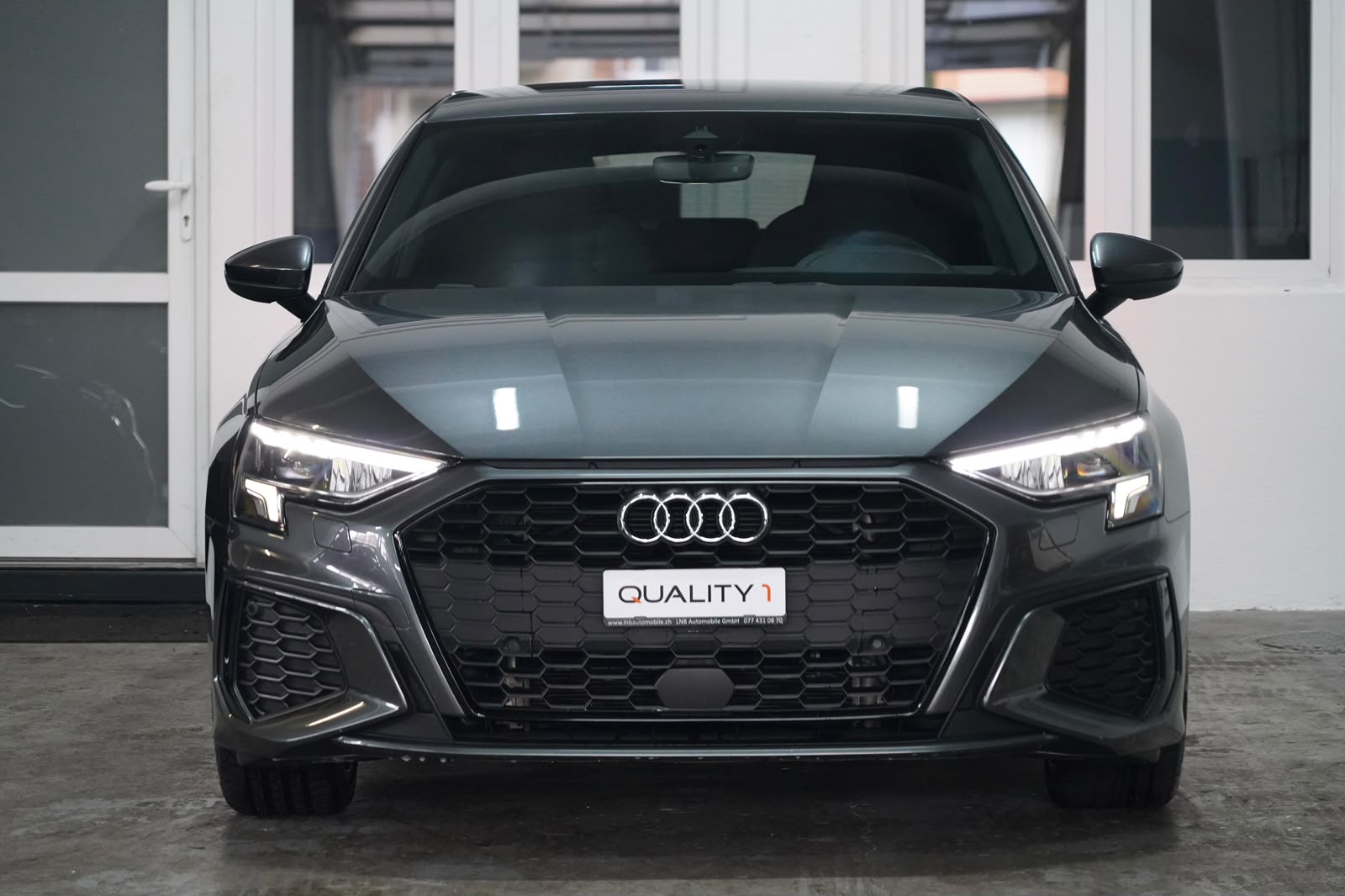 AUDI A3 Sportback 40 TFSI e S line S-tronic-image-2