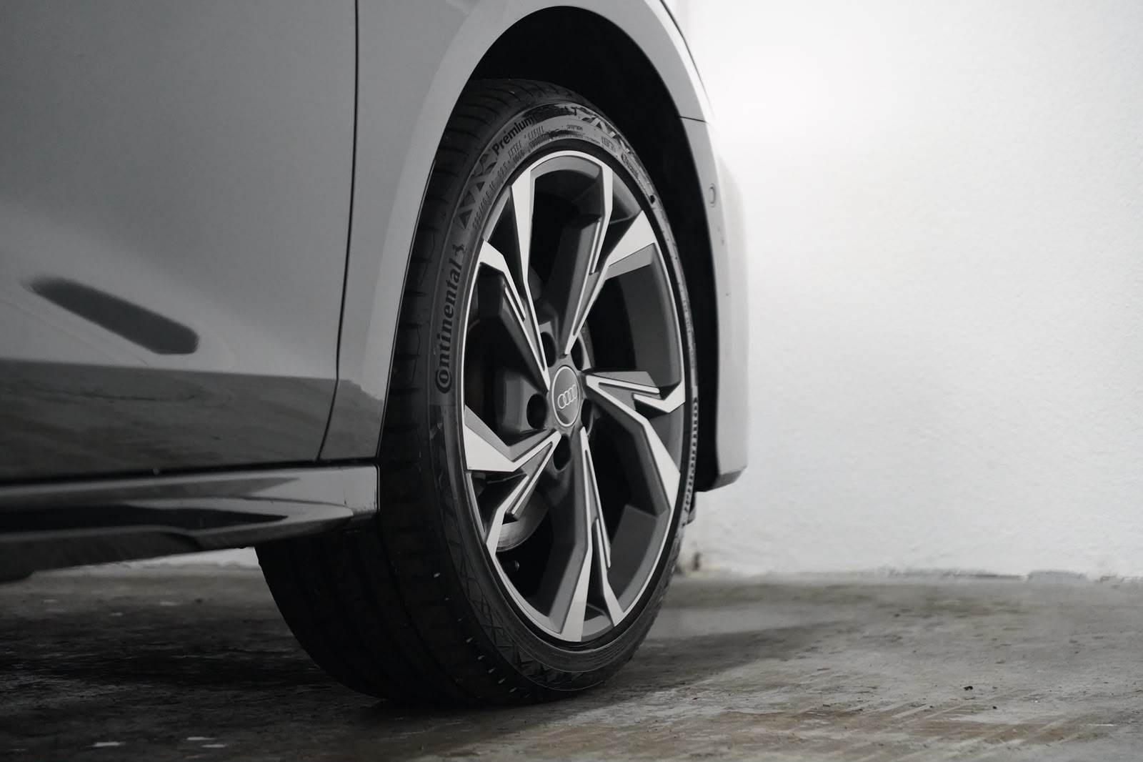 AUDI A3 Sportback 40 TFSI e S line S-tronic-image-11