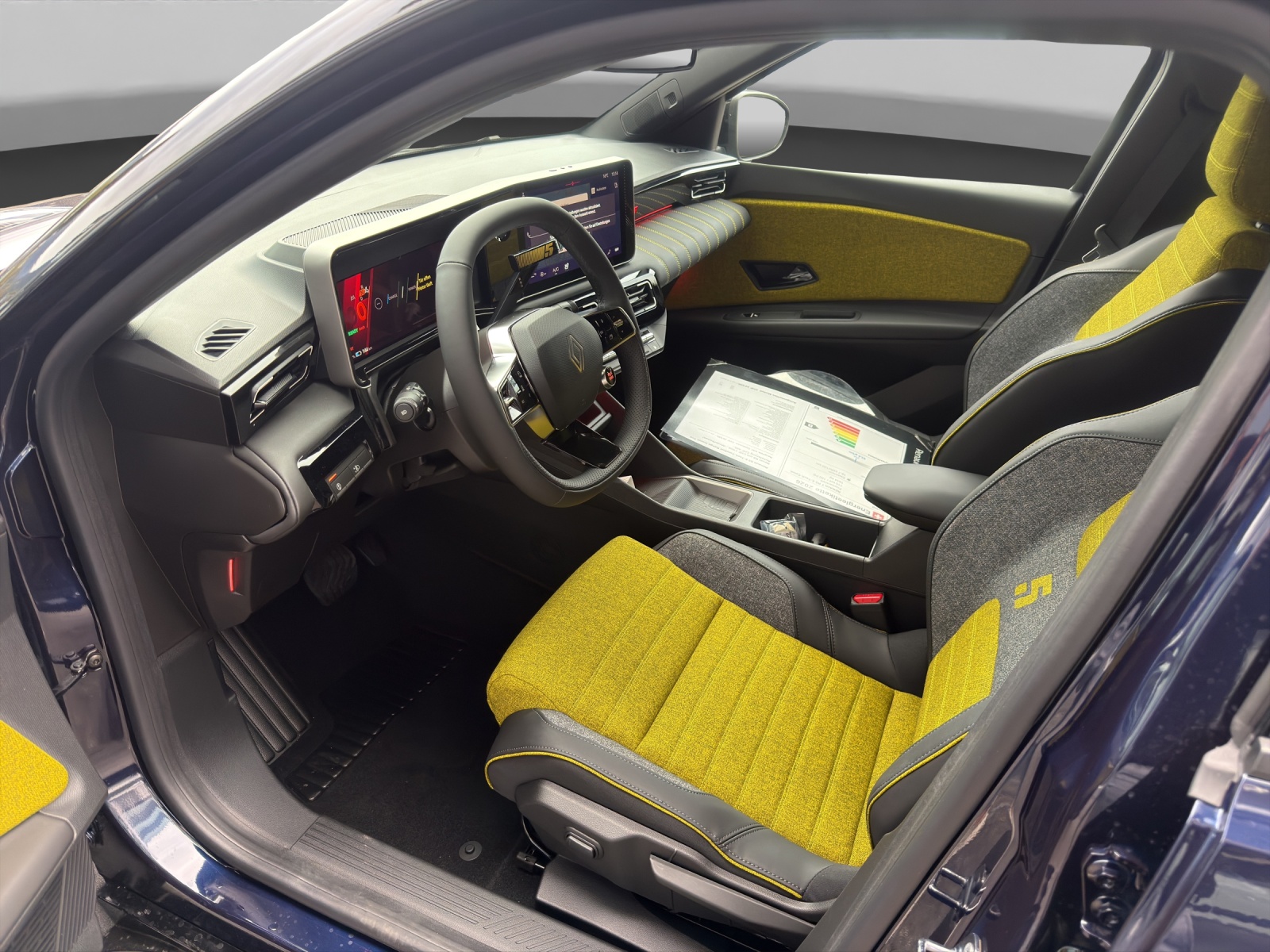 RENAULT R5 E-Tech Comfort Range iconic five-image-5