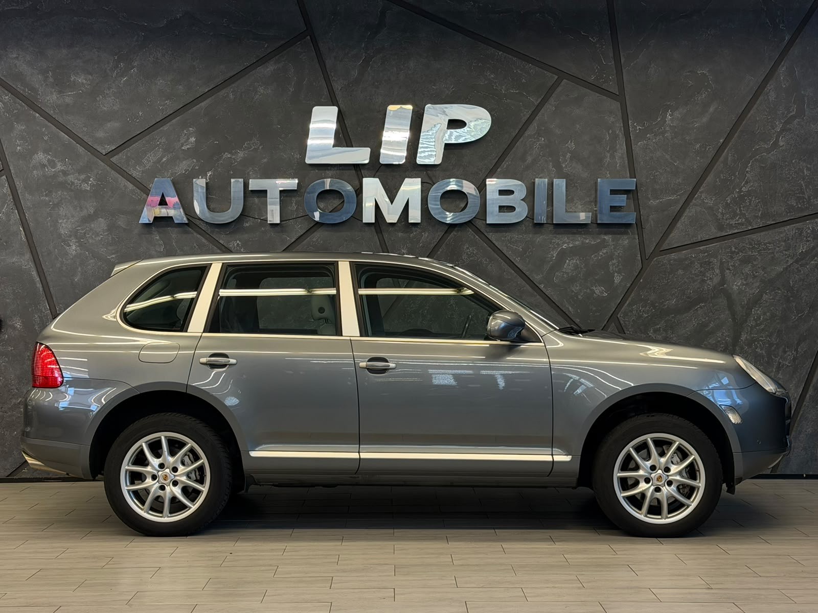 PORSCHE Cayenne S-image-4