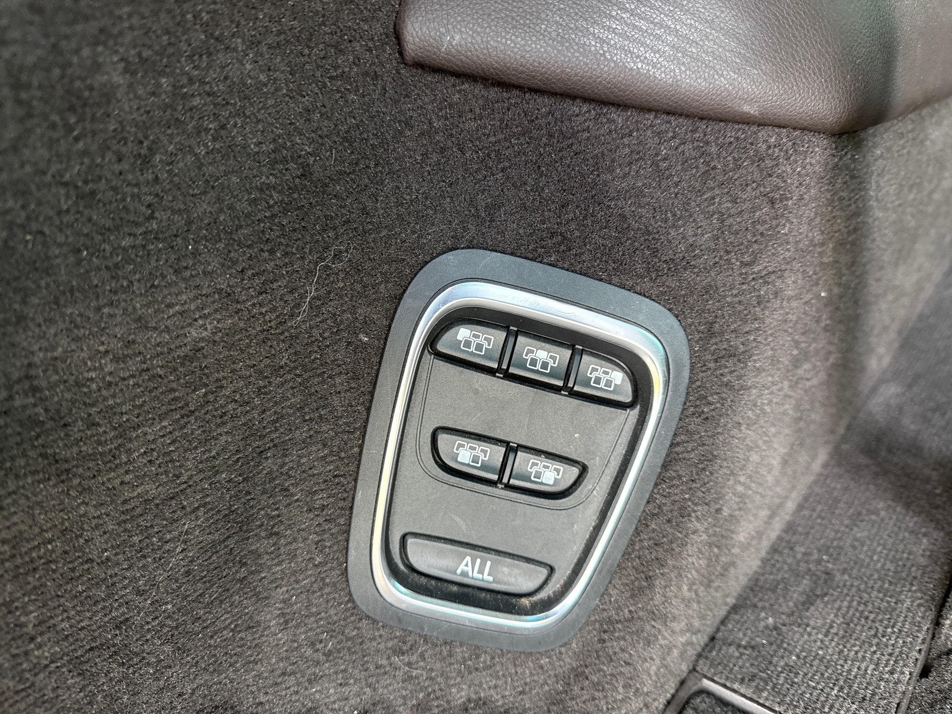 RENAULT Espace 1.6 dCi Initiale Paris EDC-image-21