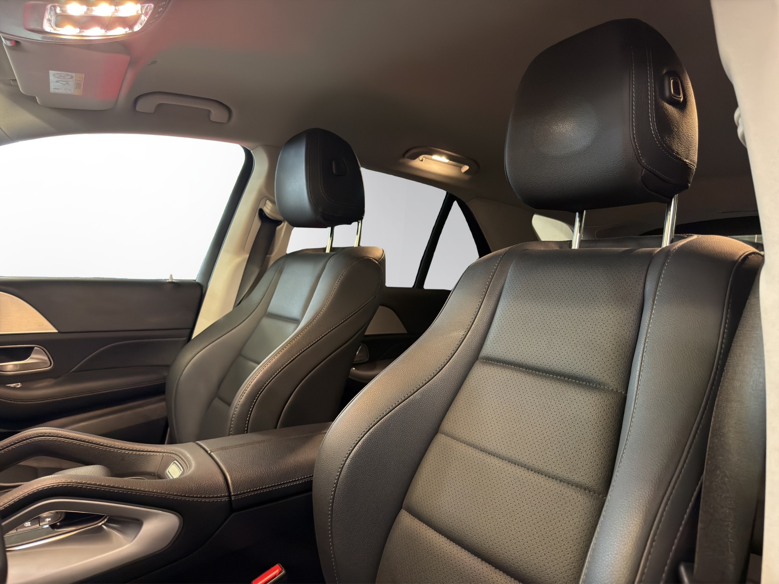 MERCEDES-BENZ GLE 300 d 4Matic 9G-Tronic-image-9