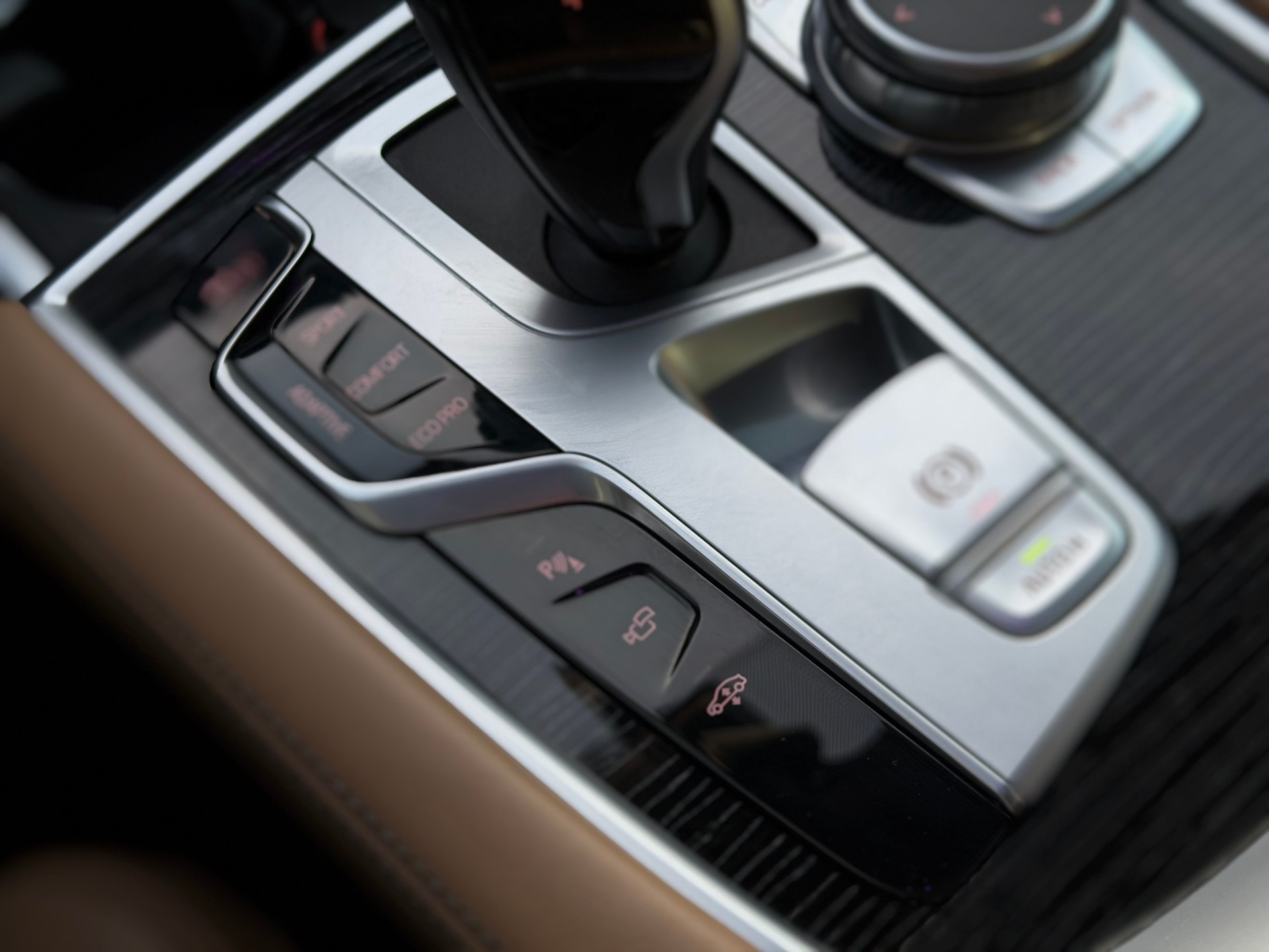 BMW 730d xDrive M-Sport 48V Steptronic-image-18