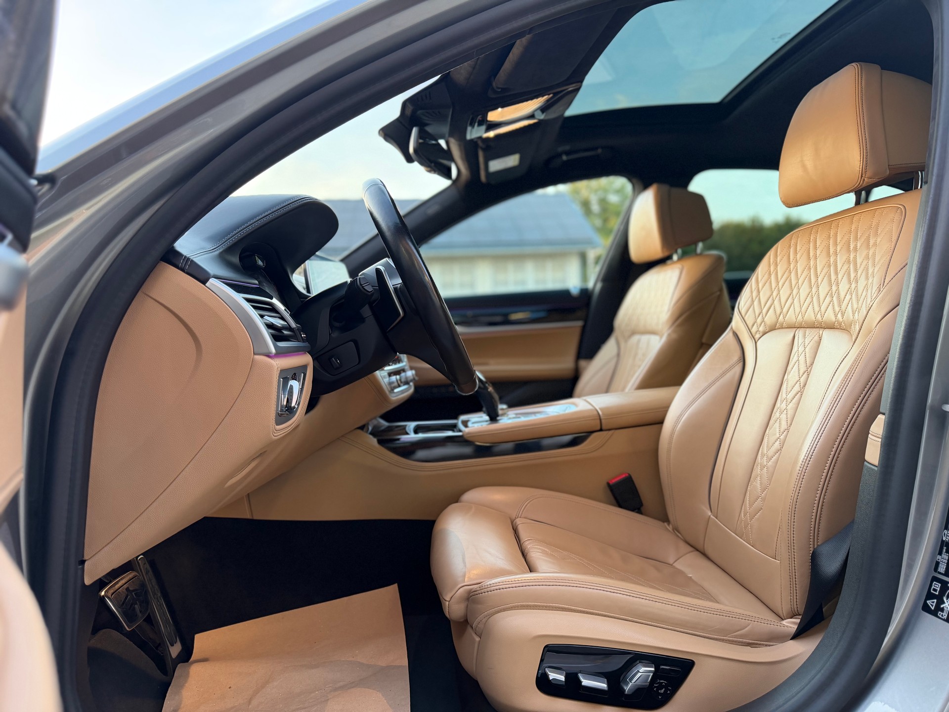 BMW 730d xDrive M-Sport 48V Steptronic-image-10