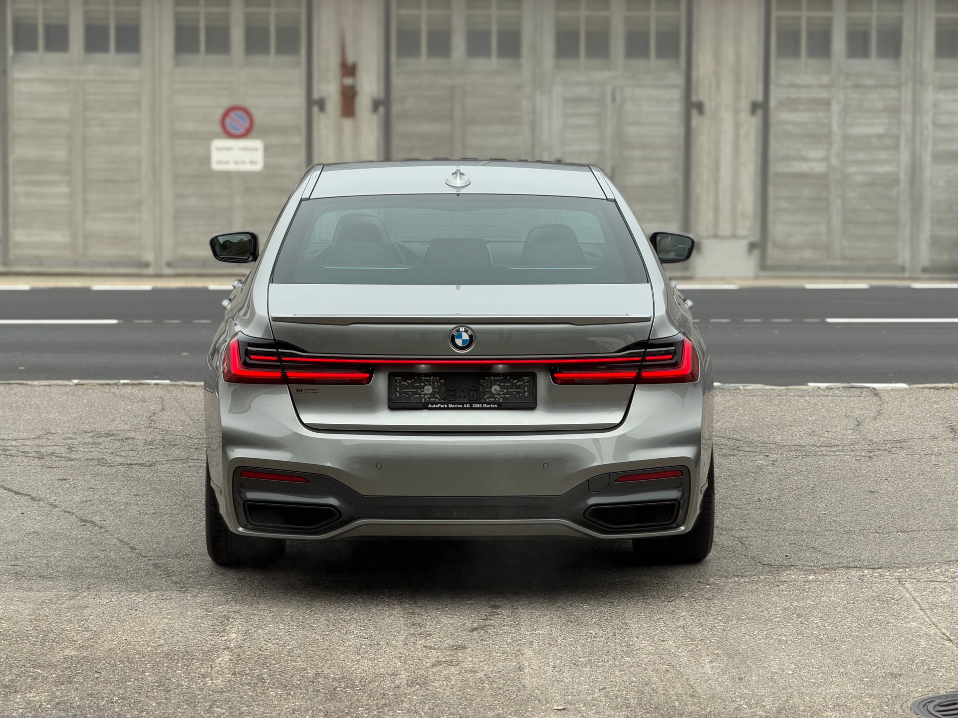 BMW 730d xDrive M-Sport 48V Steptronic-image-5