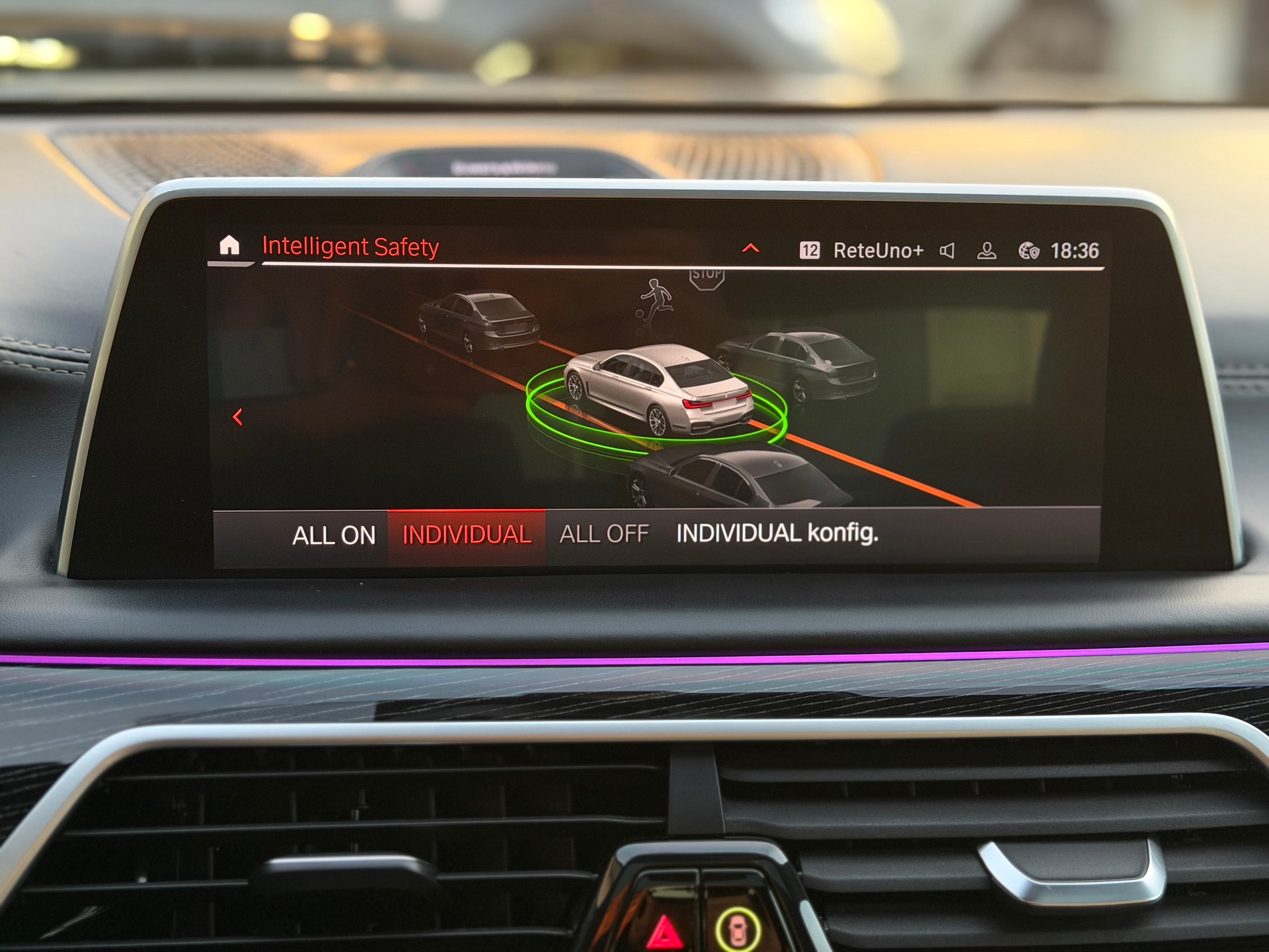 BMW 730d xDrive M-Sport 48V Steptronic-image-21