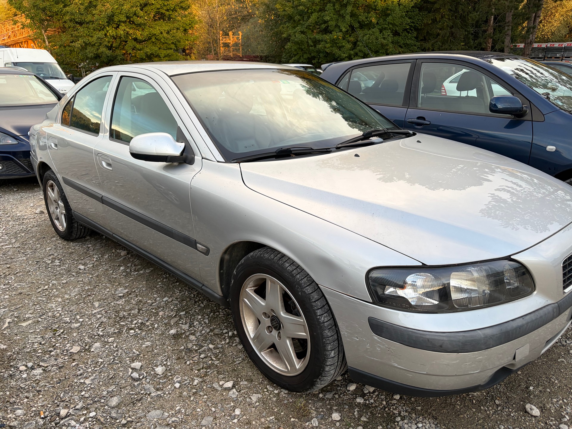 VOLVO S60 T5-image-8