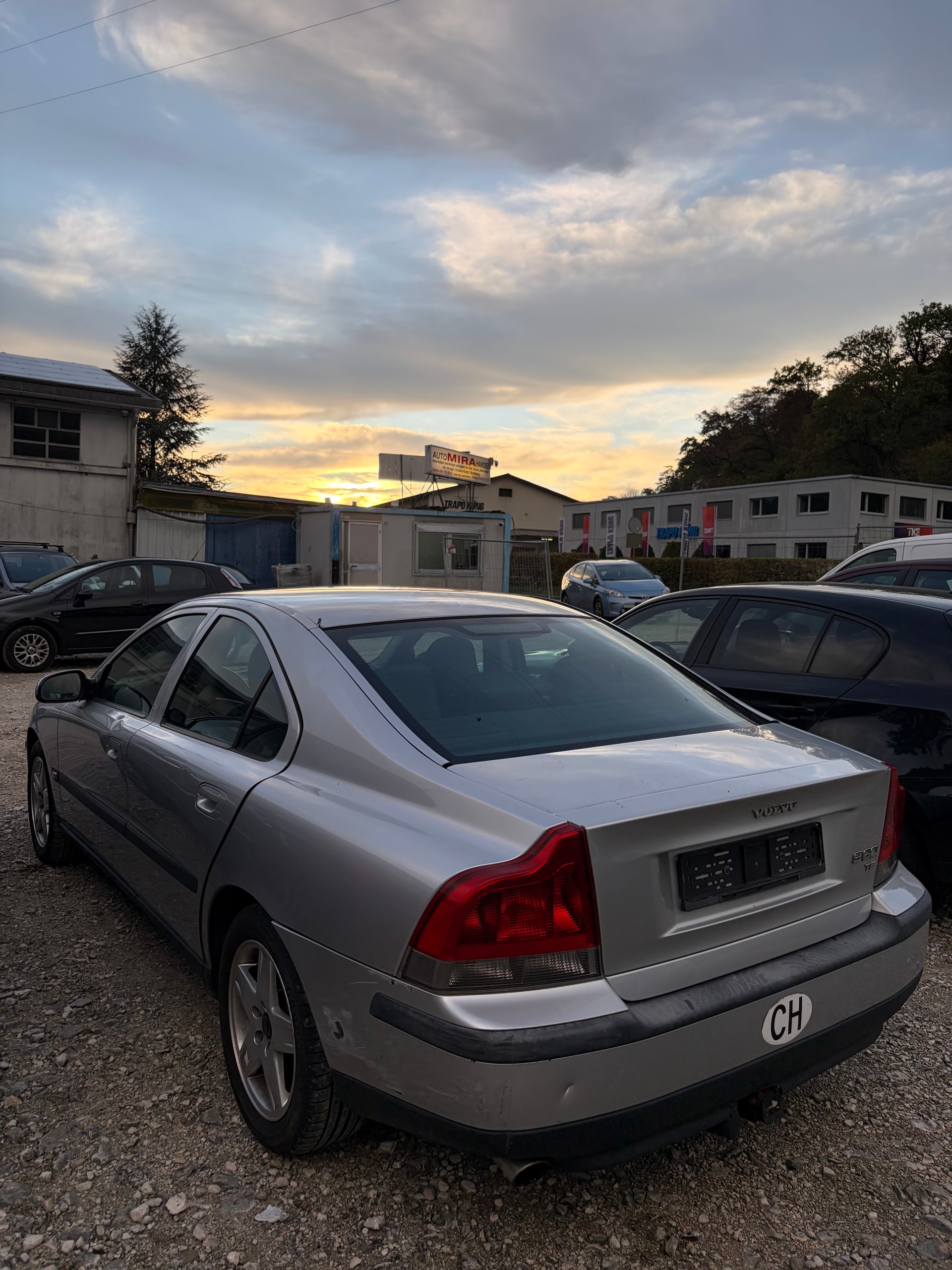 VOLVO S60 T5-image-6
