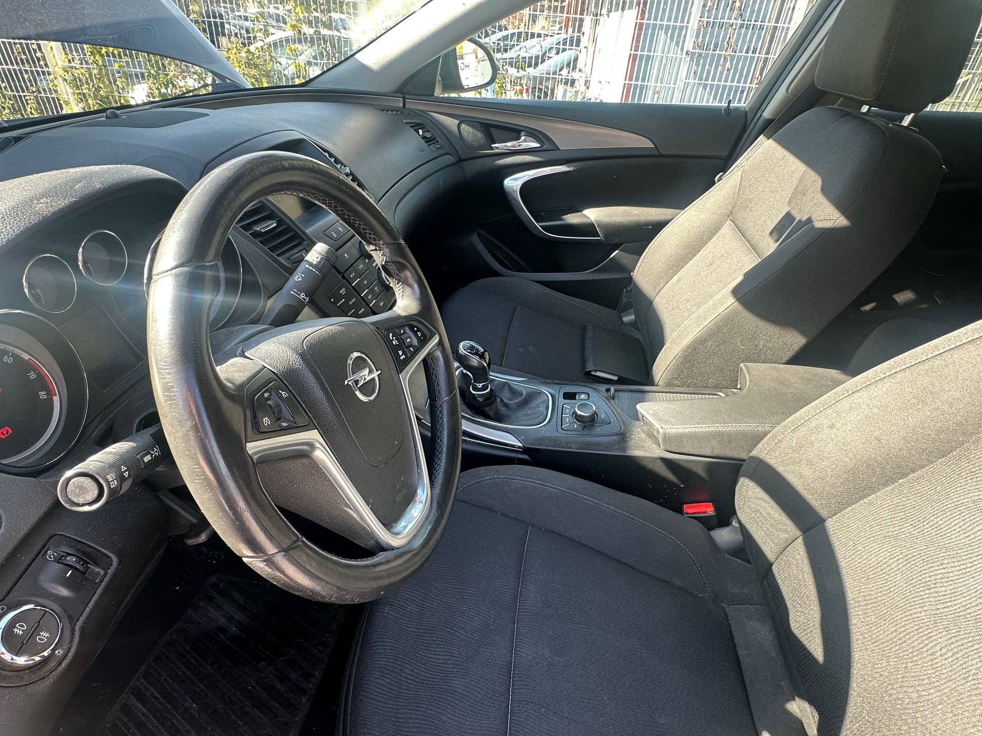OPEL Insignia 2.0 Turbo Sport-image-8