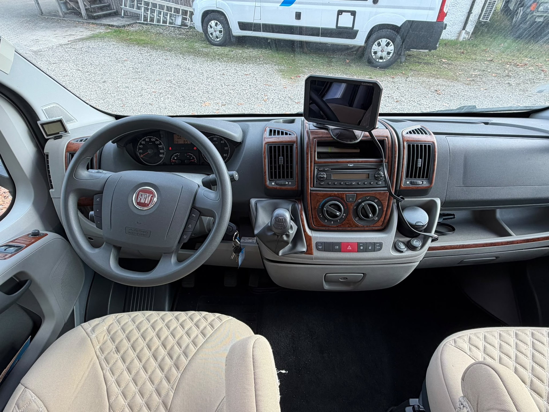 FIAT ***2.3JTD 130PS***CHAUSSON WELCOME SWEET *** SEHR COMPACT***NUR 5.90 METER-LANG***NUR 43000TKM***HUBBETT***-image-27